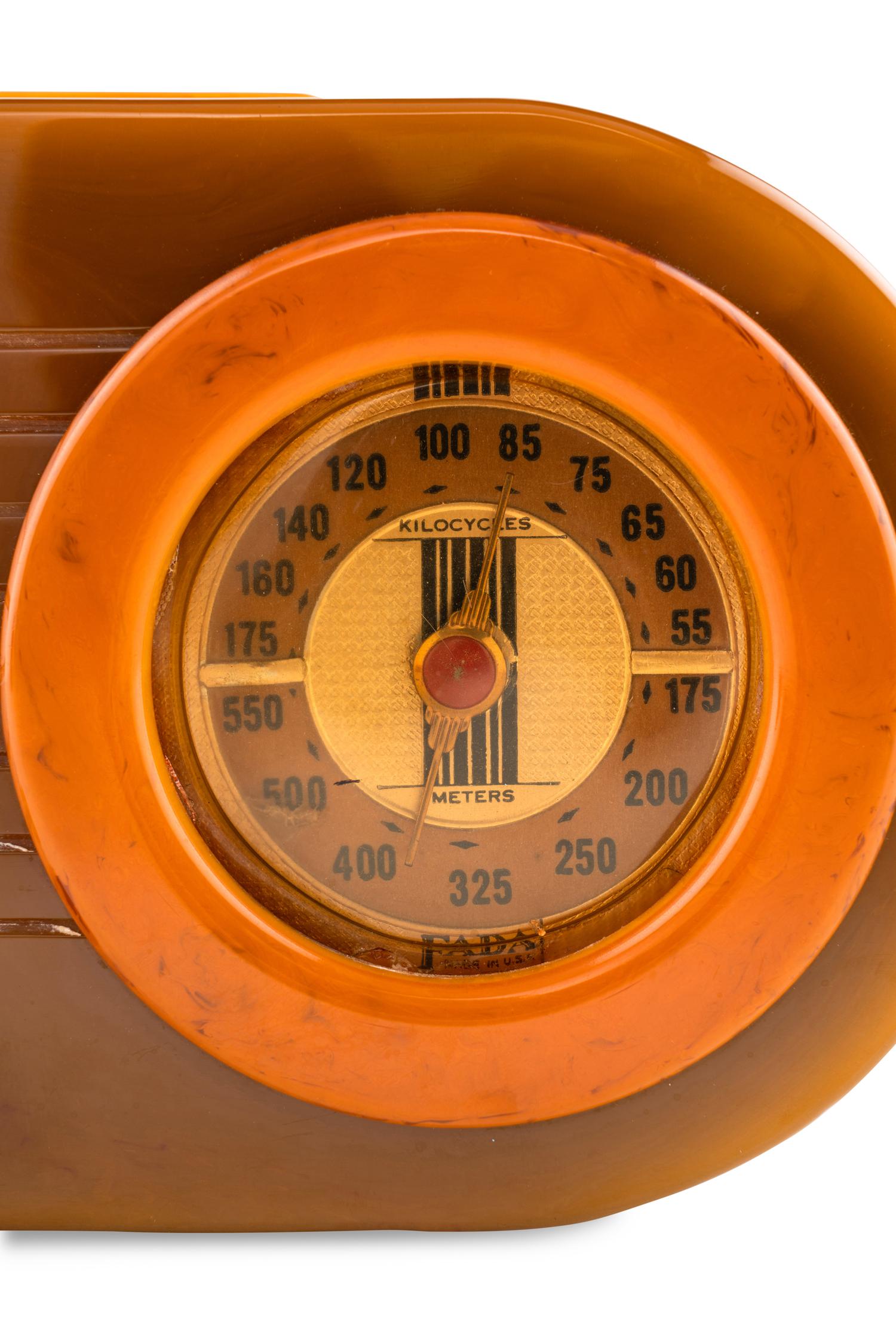 A Fada Bullet 115 Streamliner Radio