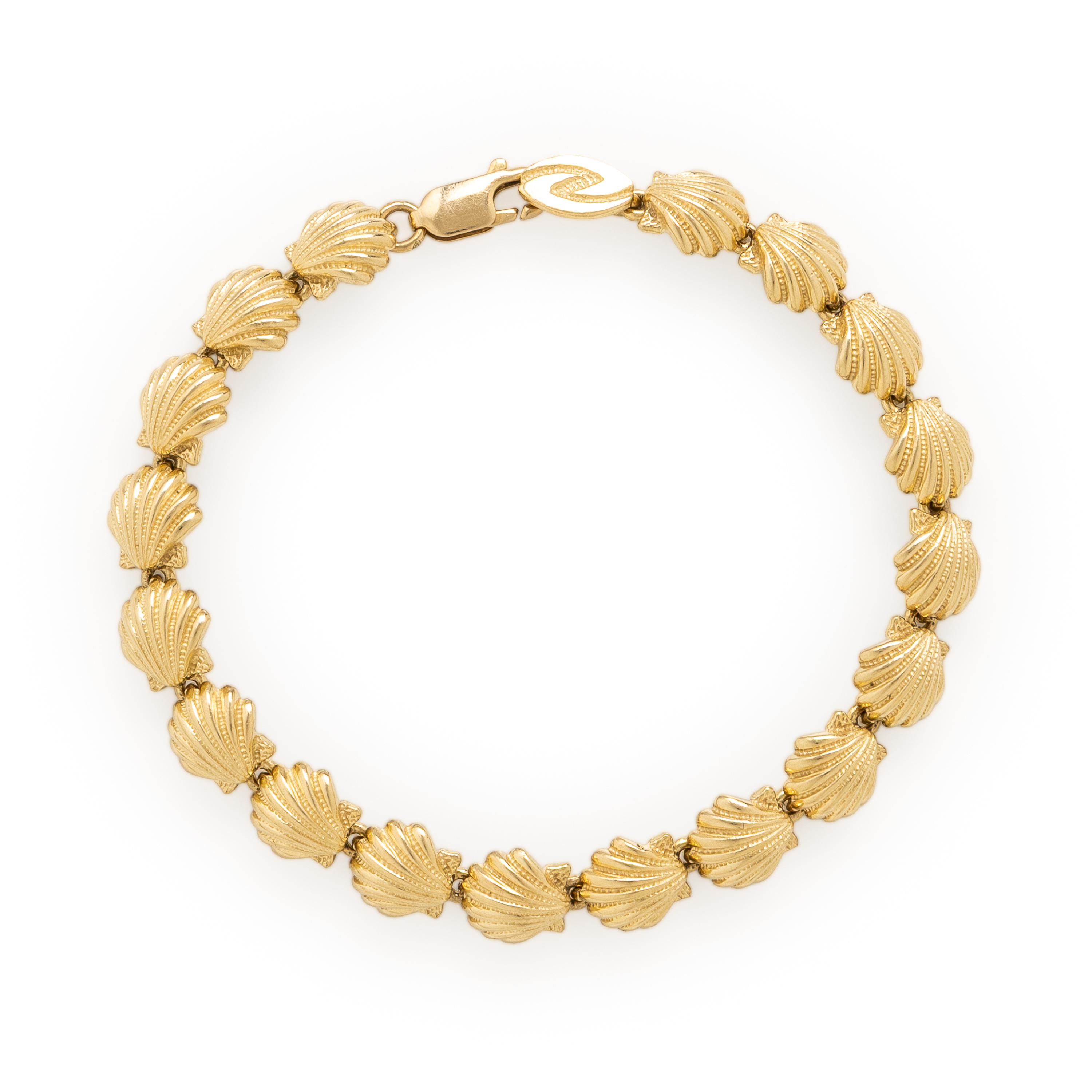 Yellow Gold Shell Motif Bracelet