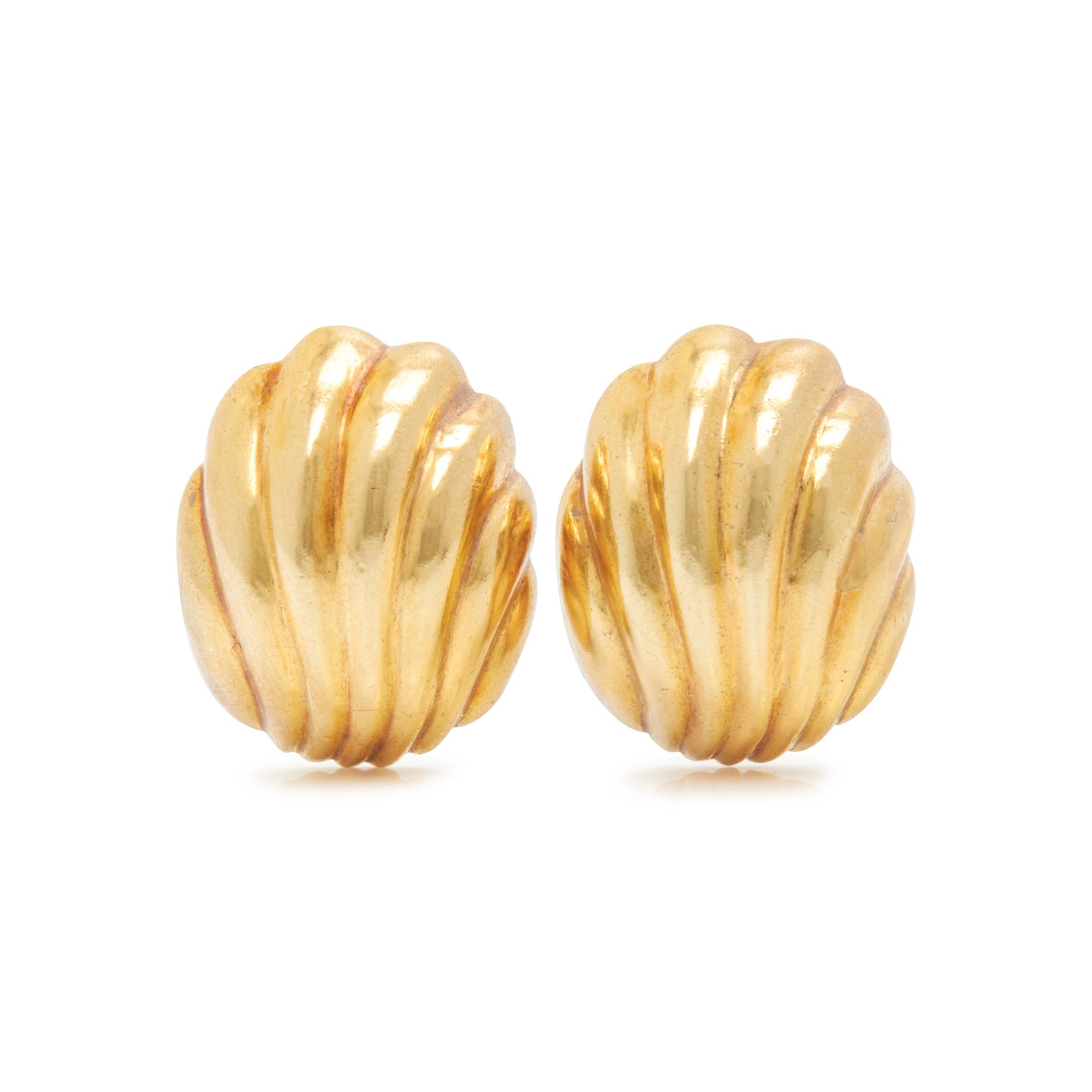 CARTIER, YELLOW GOLD CLIP EARRINGS