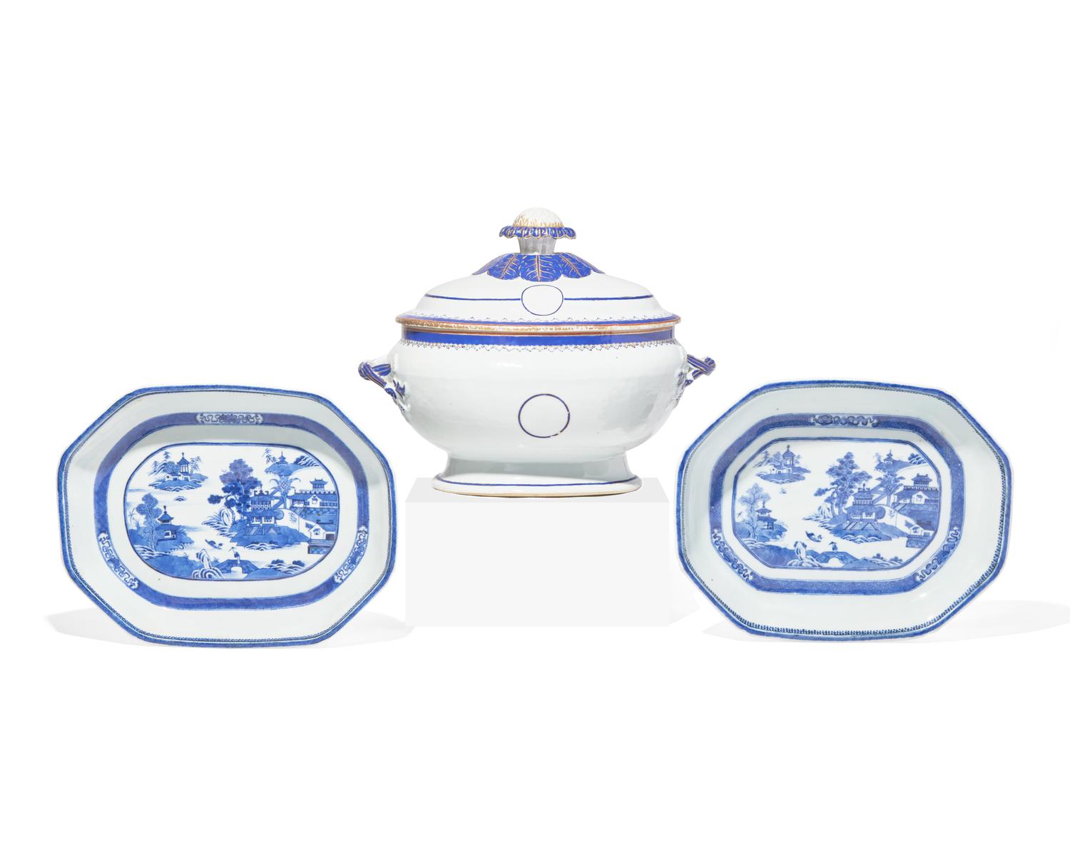 Three Chinese Export Porcelain Table Articles