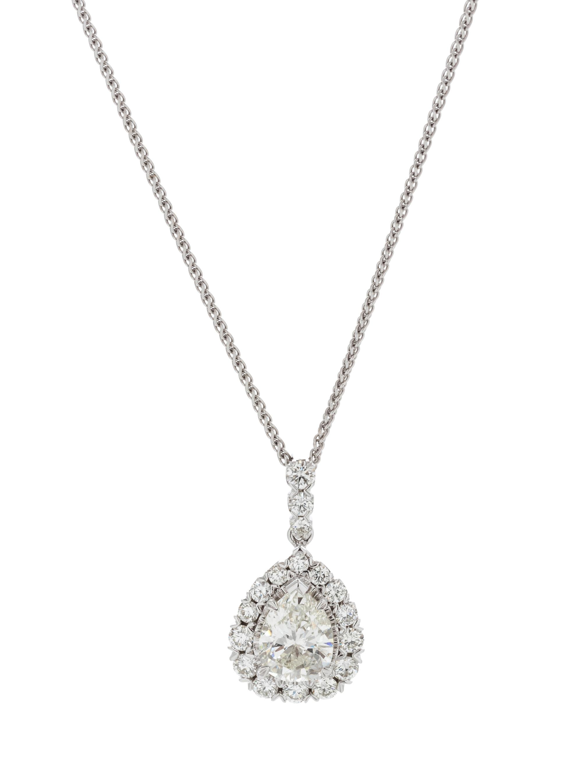 DIAMOND PENDANT/NECKLACE