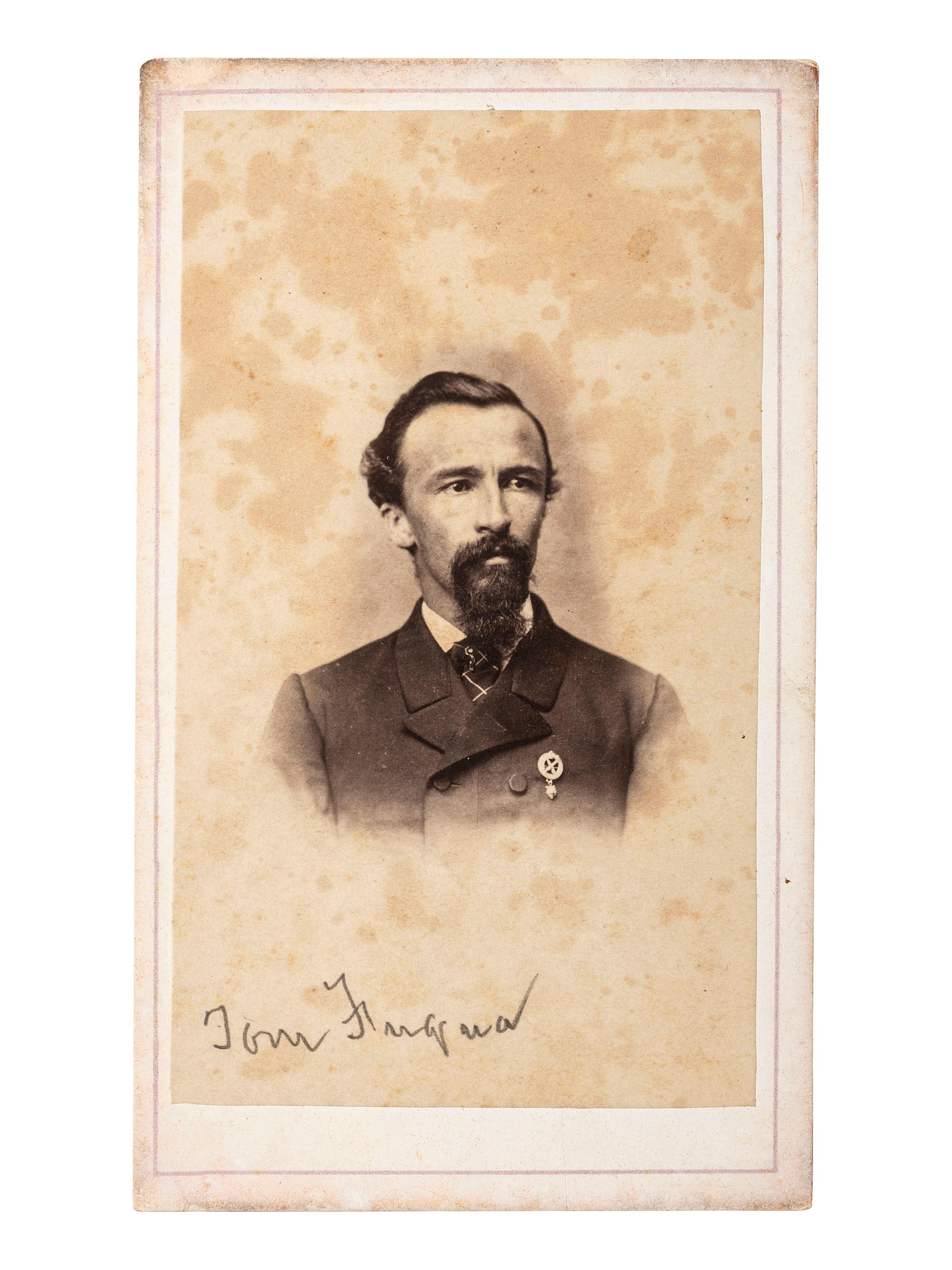 [CIVIL WAR]. MOSES & PIFFET, photographers. Autographed CDV of Confederate artillerist Thomas H. Fuqua, 3rd Company, Washington Artillery of New Orleans, wearing the unit's gold pin on his jacket. New Orleans, LA: ca 1864-1865.