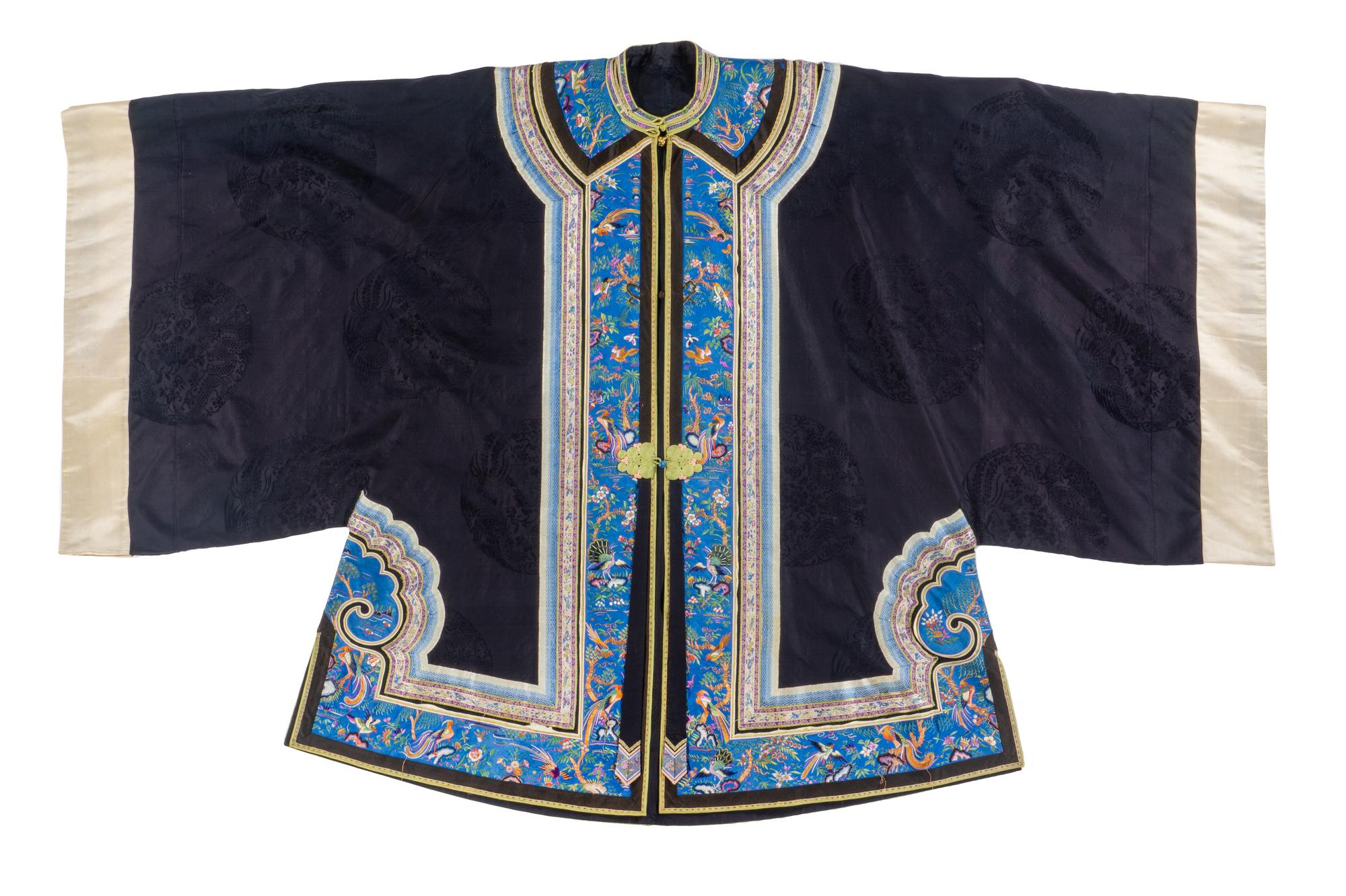 A Chinese Silk Embroidered Ladies' Jacket