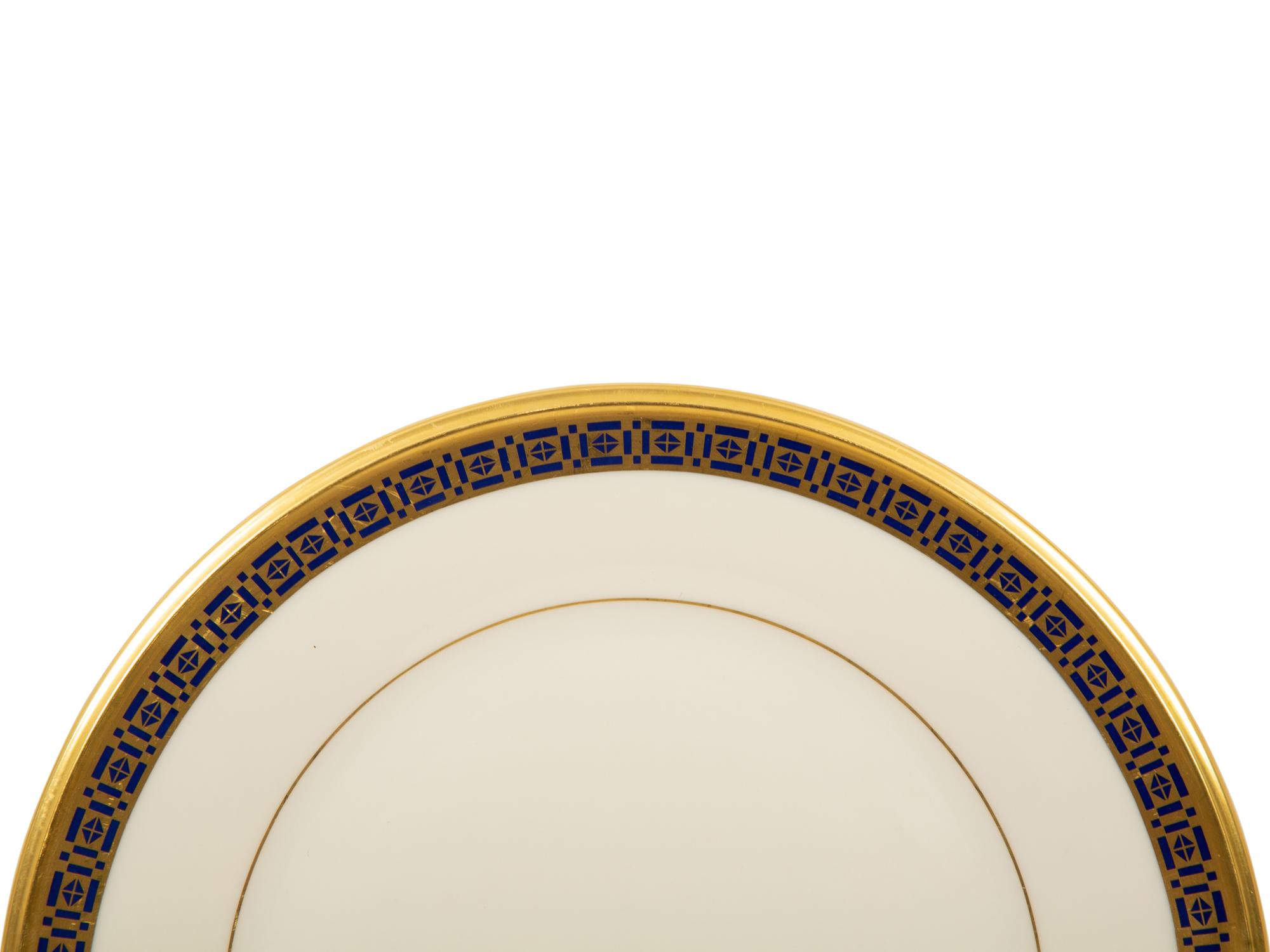 A Lenox Porcelain Tudo r Dinner Service