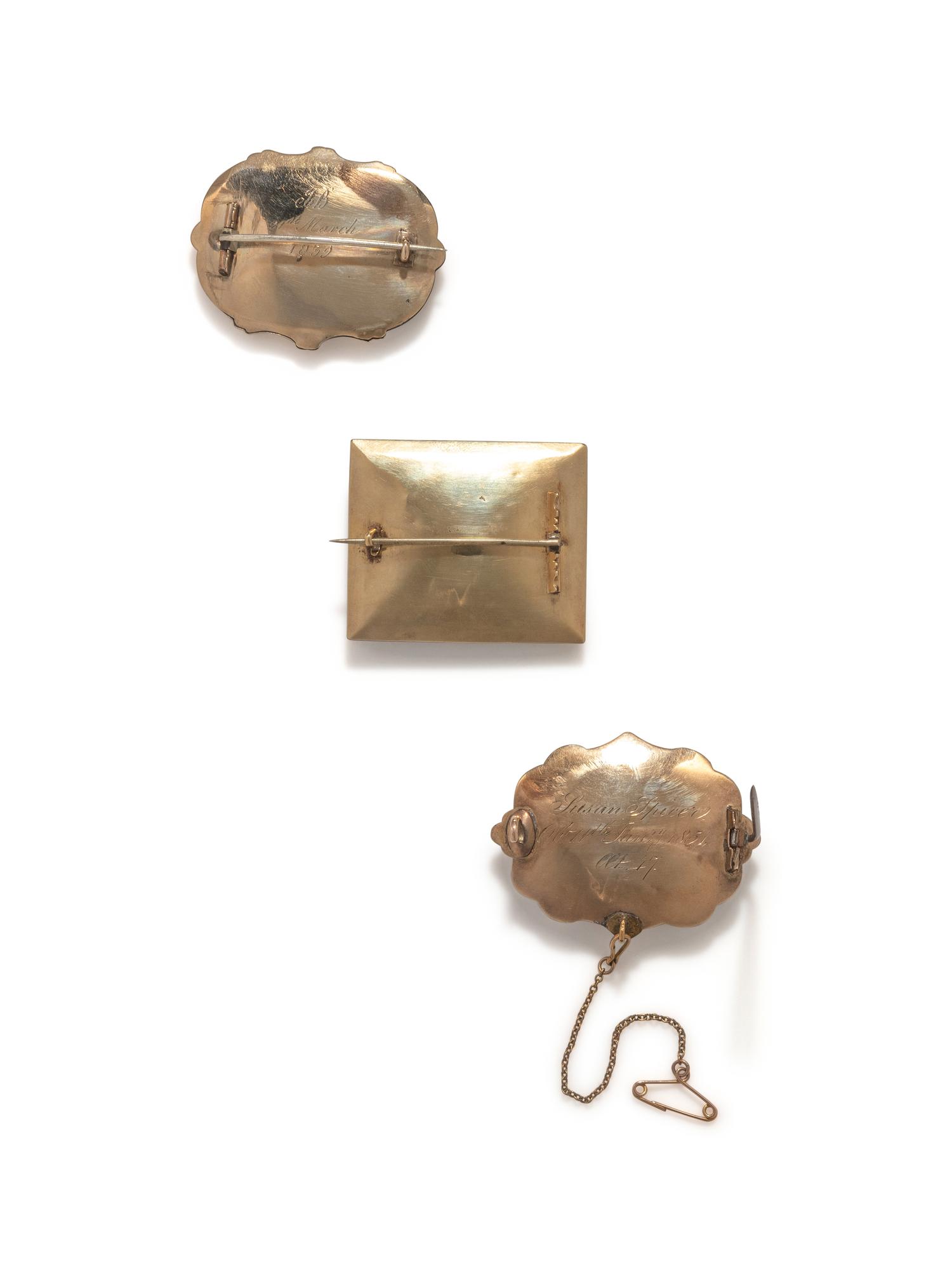 VICTORIAN, COLLECTION OF MOURNING BROOCHES