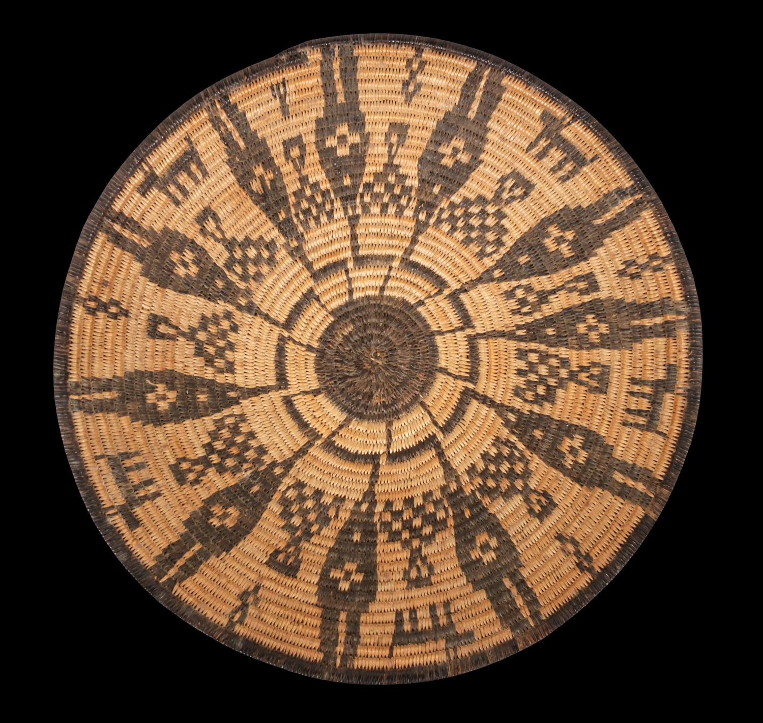 An Apache Pictorial Basket Diameter 12 inches. — EARLY 20TH CENTURY