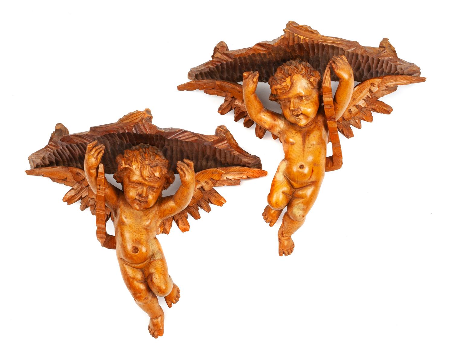 An Italian Grotto Bracket Height 11 x width 14 x depth 7 inches. — 19TH CENTURY