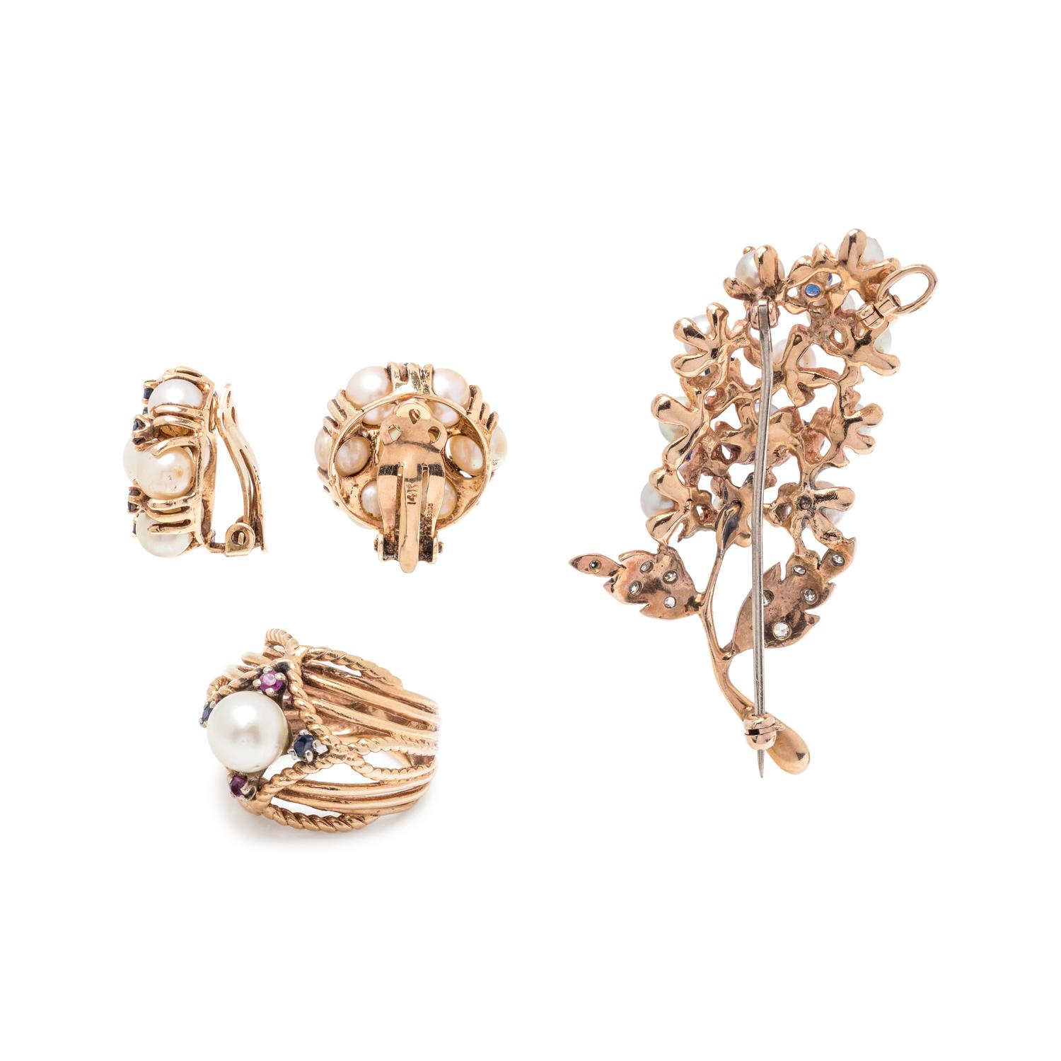 COLLECTION OF CULTURED PEARL AND SAPPHIRE JEWELRY