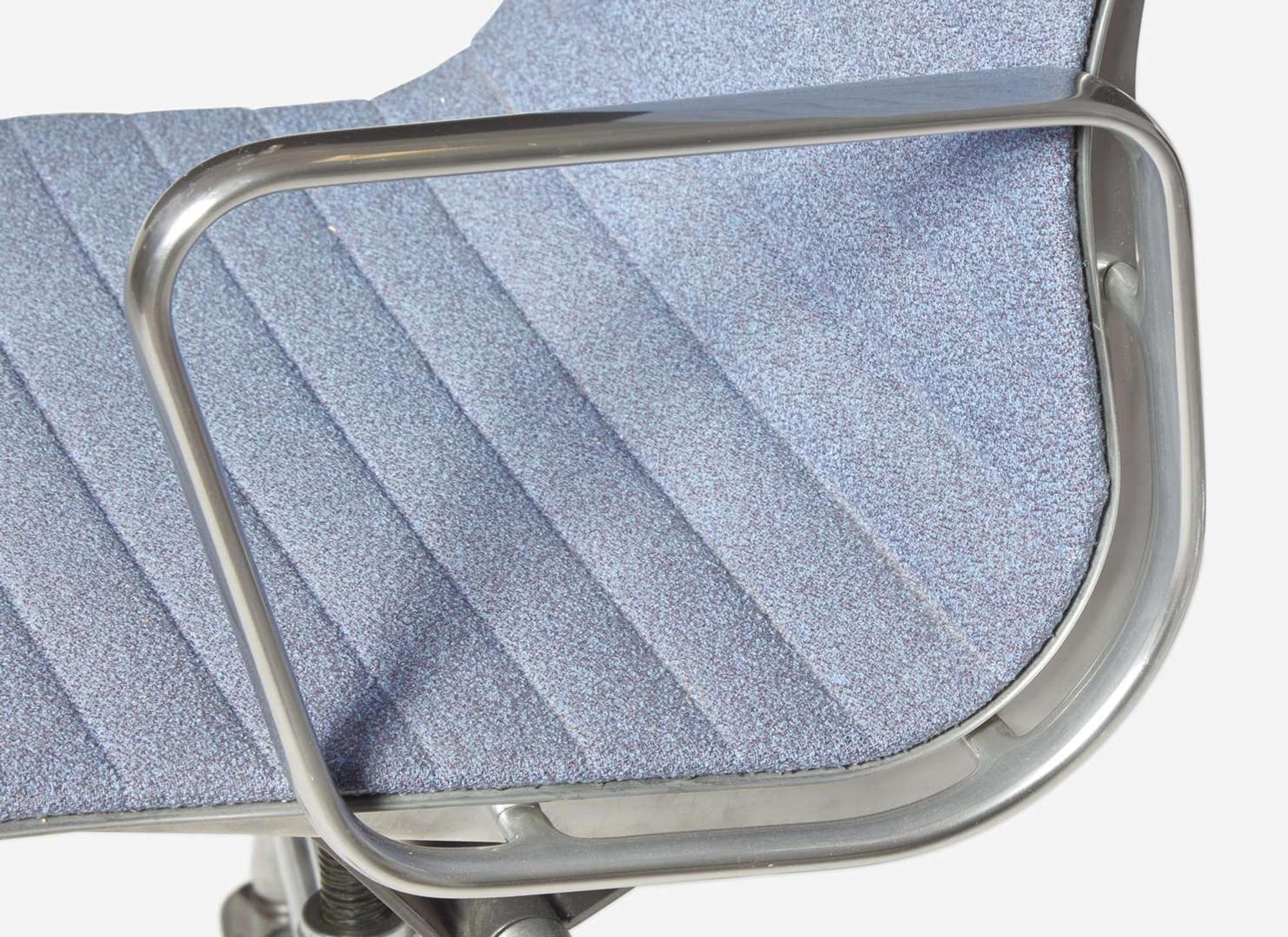 Charles and Ray Eames, Five Aluminum Group Executive Chairs