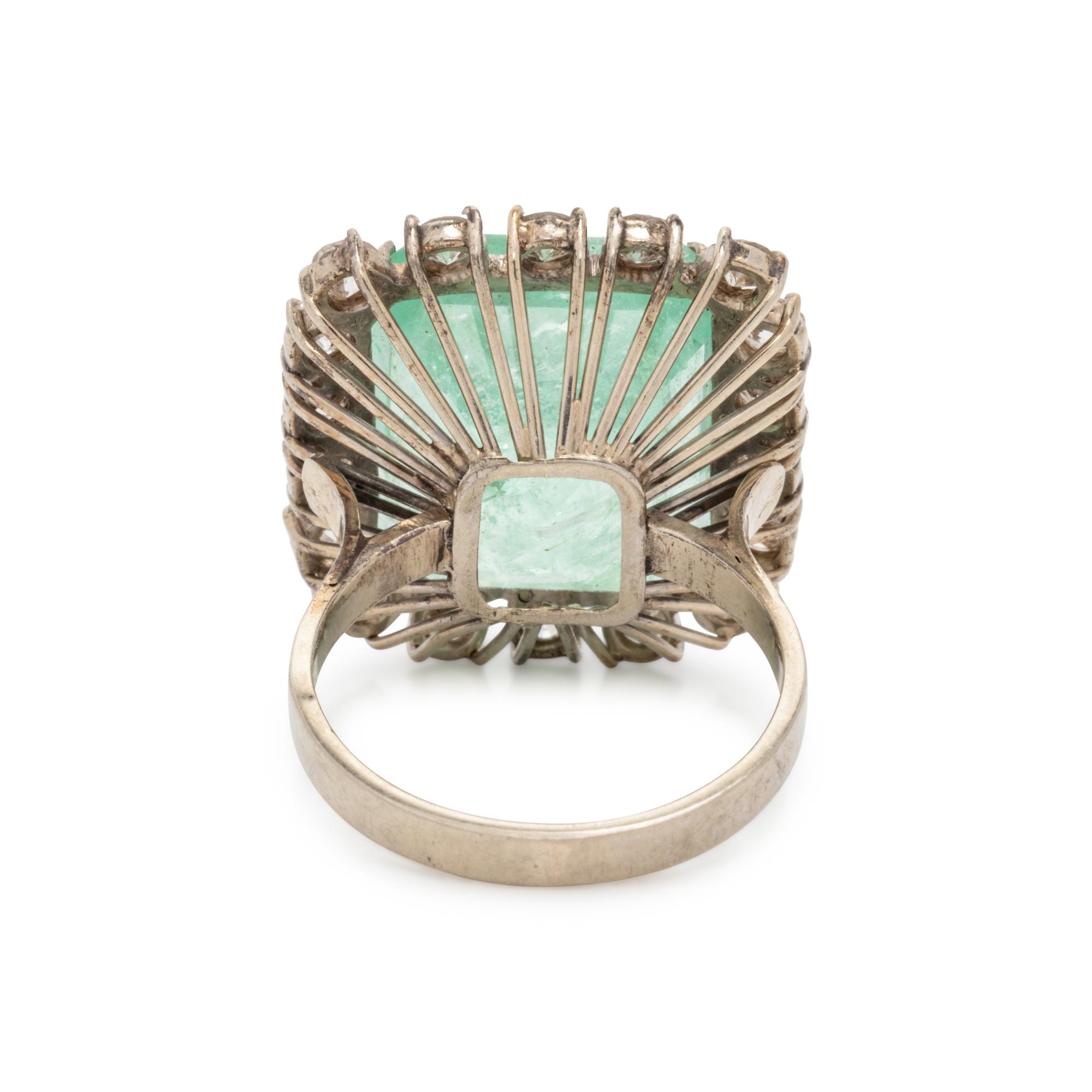EMERALD AND DIAMOND RING