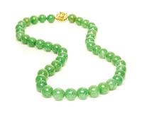 A Single Strand Jadeite Jade Bead Necklace,