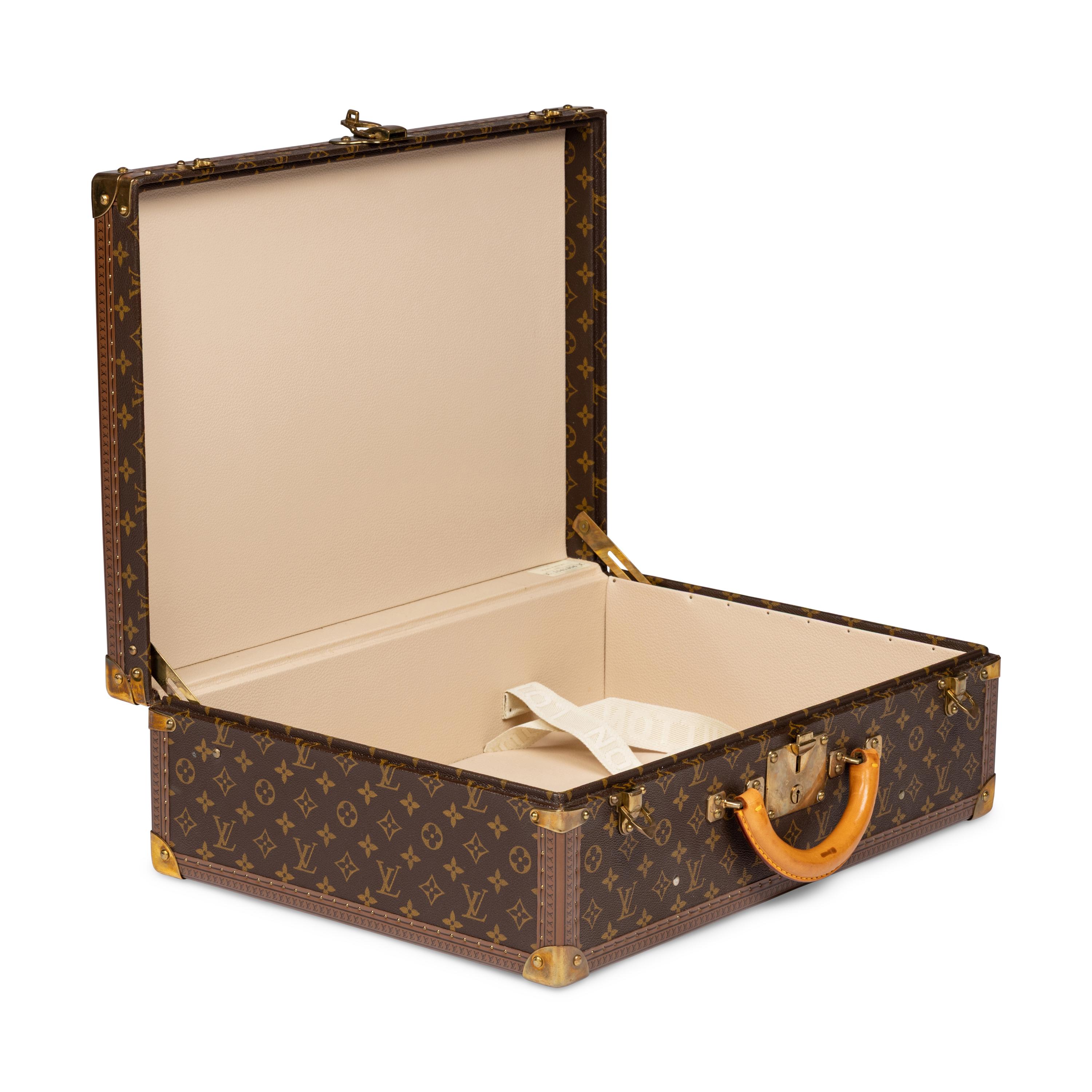 Louis Vuitton, Bisten 55 Hardsided Suitcase