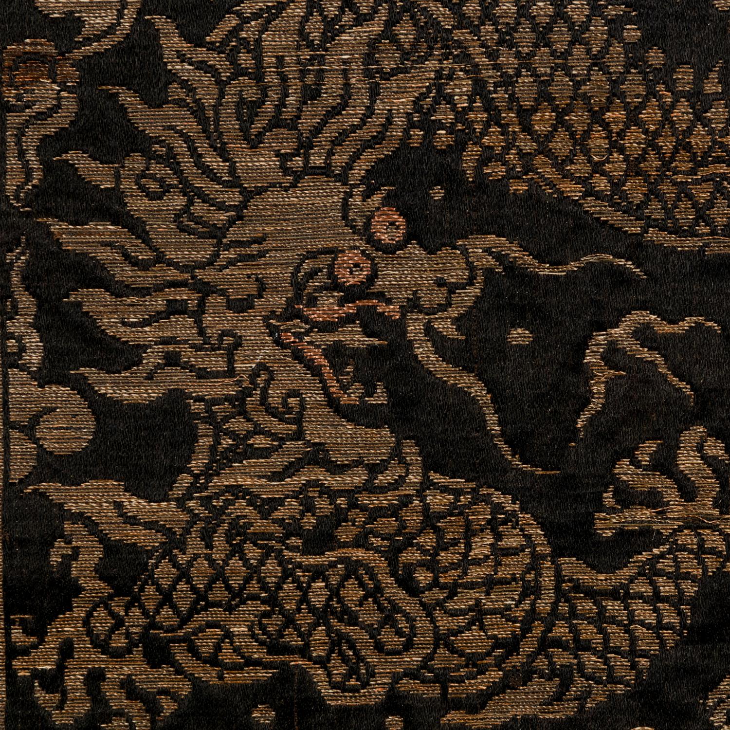 Three Chinese Silk Brocade Panels, 19th-20th Century 清晚期 織錦三幅