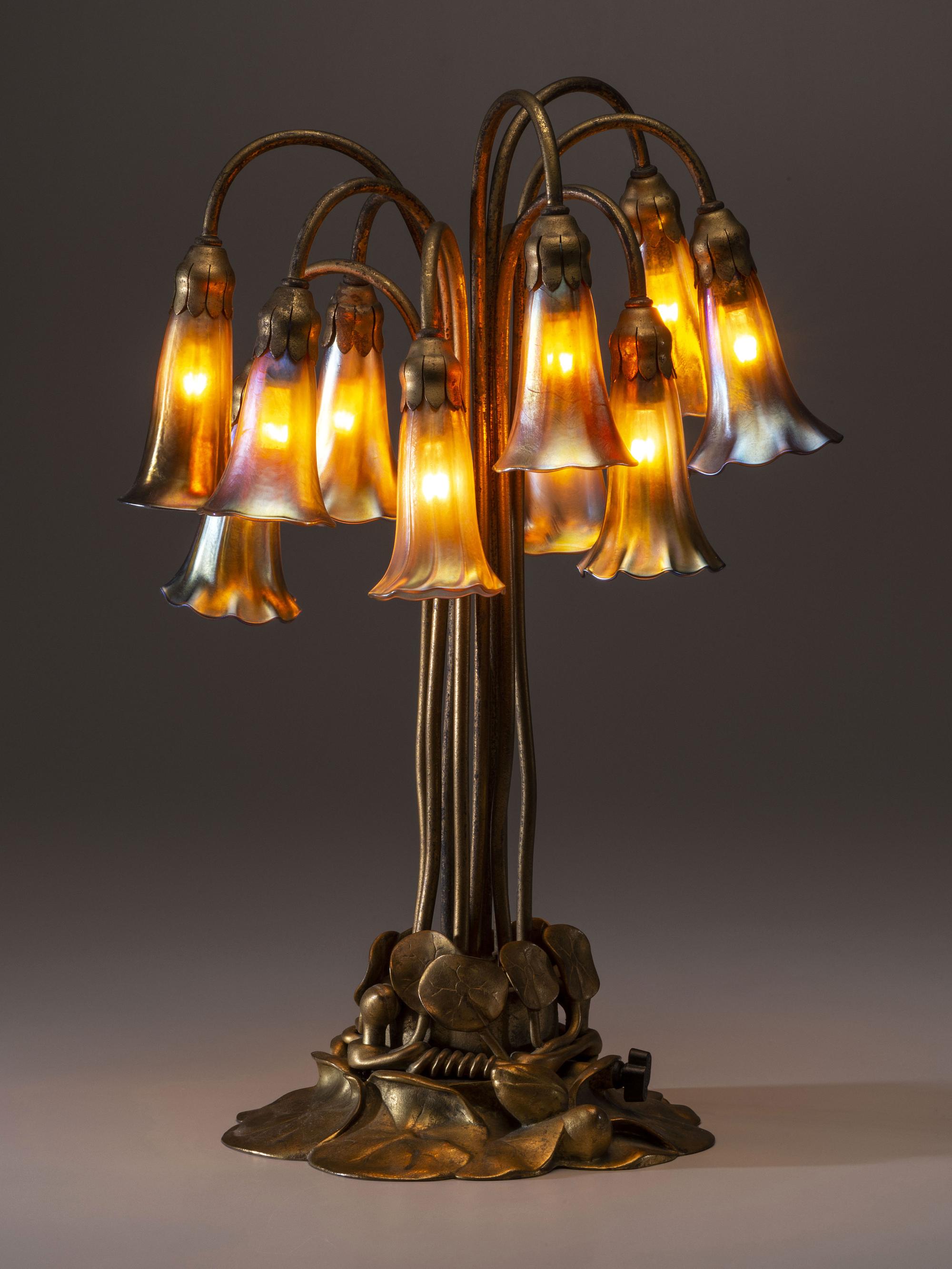 Ten-Light Lily Lamp
