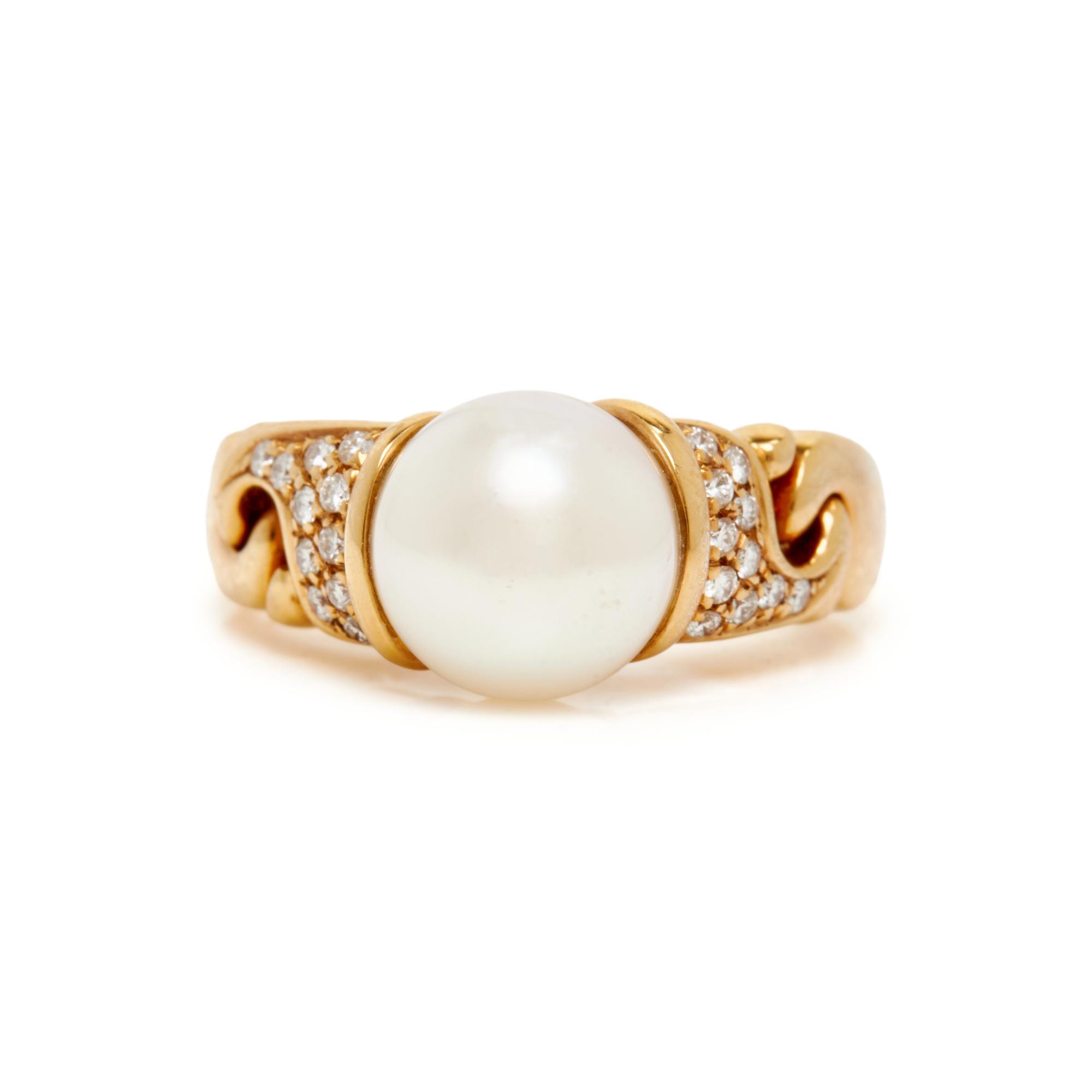BULGARI, YELLOW GOLD, CULTURED PEARL AND DIAMOND RING