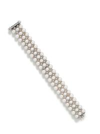 CULTURED PEARL AND DIAMOND BRACELET