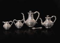A Chinese export silver five-piece "Dragon" tea and coffee service and tongs, mark of Zeewo, Shanghai, late 19th to early 20th century 一組五件銀質咖啡器及茶具 Zeewo款 上海 十九世紀末至二十世紀初