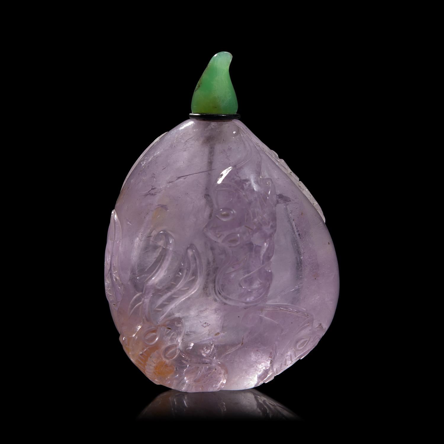 A Chinese Carved Amethyst Snuff Bottle 紫晶鼻煙壺