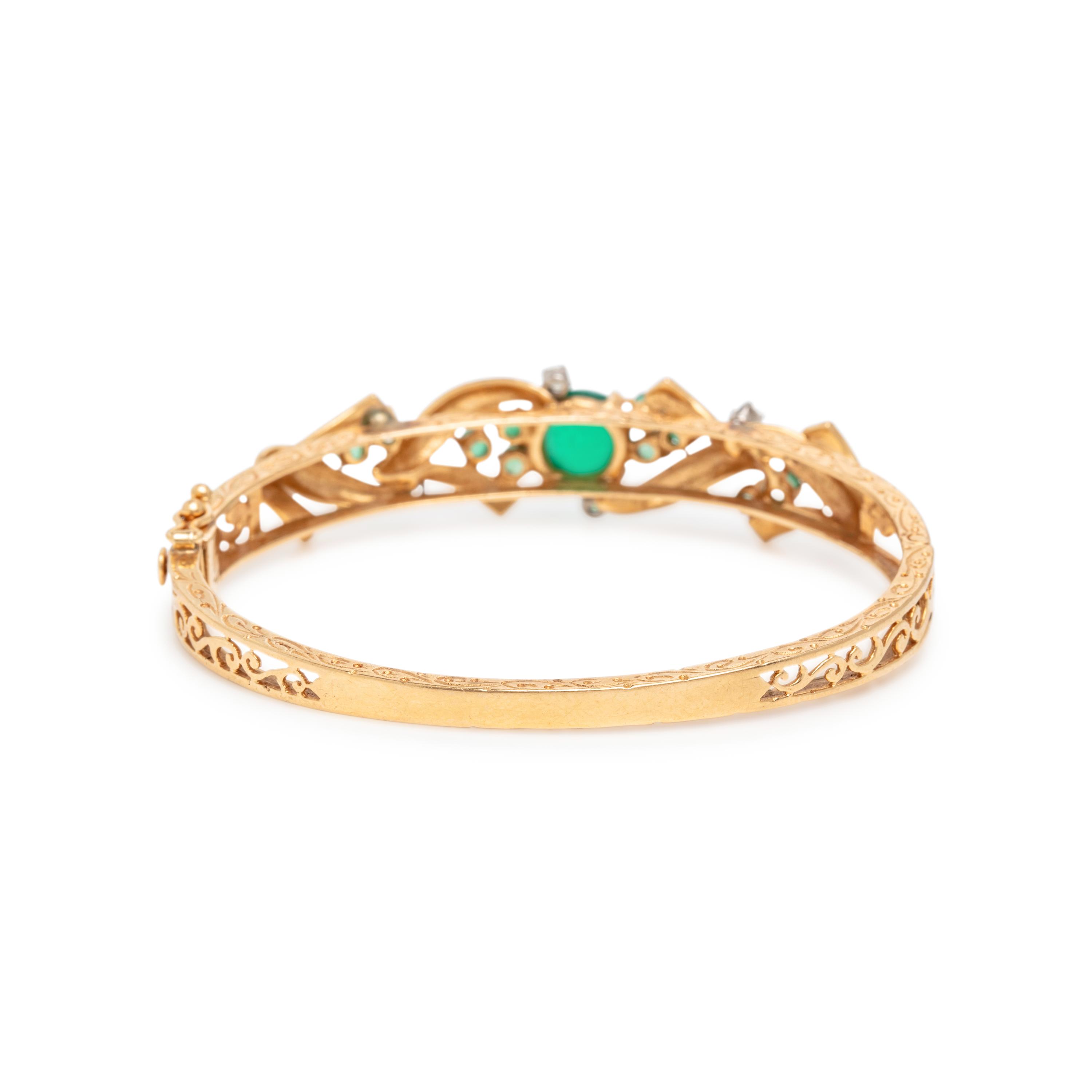 CHRYSOPRASE, DIAMOND, AND YELLOW GOLD BANGLE BRACELET