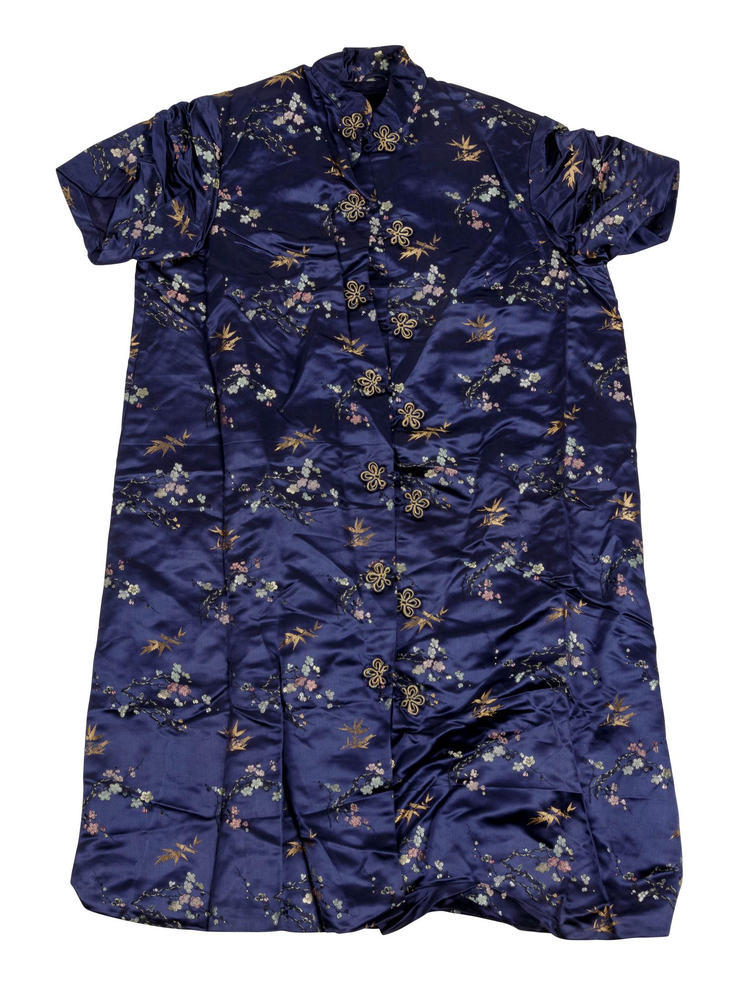 Two Chinese Embroidered Silk Lady's Short Sleeve Coats