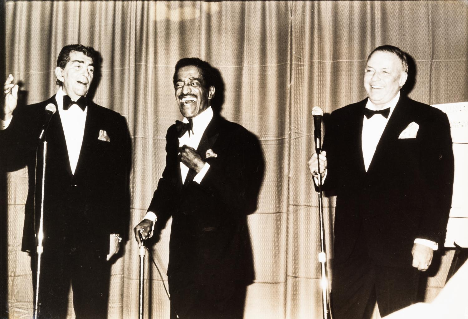 (NATIONAL ENQUIRER; SINATRA, FRANK) 10 photos, including credits to Ron Galella and Scott Downie, among others.