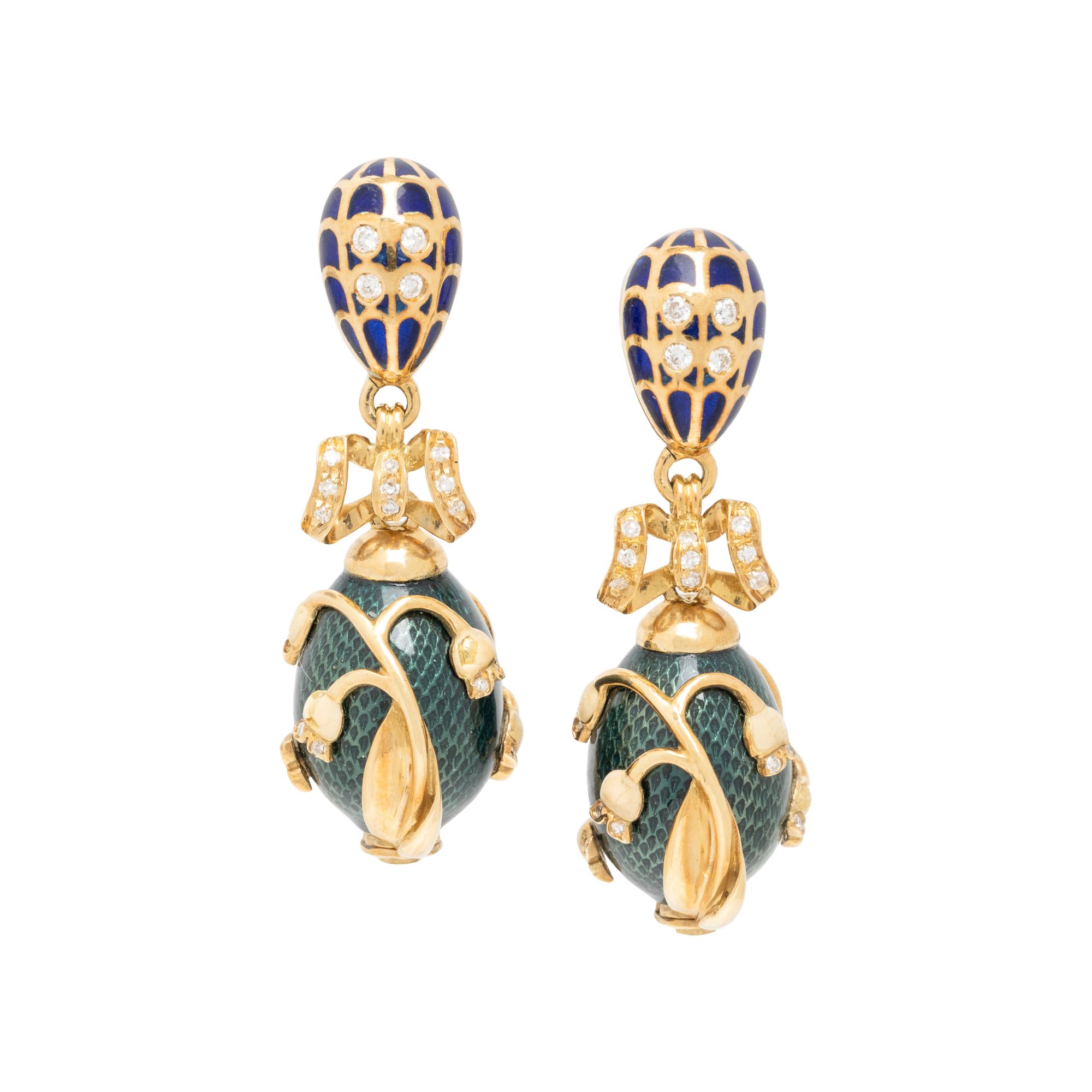 YELLOW GOLD AND ENAMEL PENDANT EARRINGS