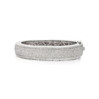 WHITE GOLD AND DIAMOND BANGLE BRACELET