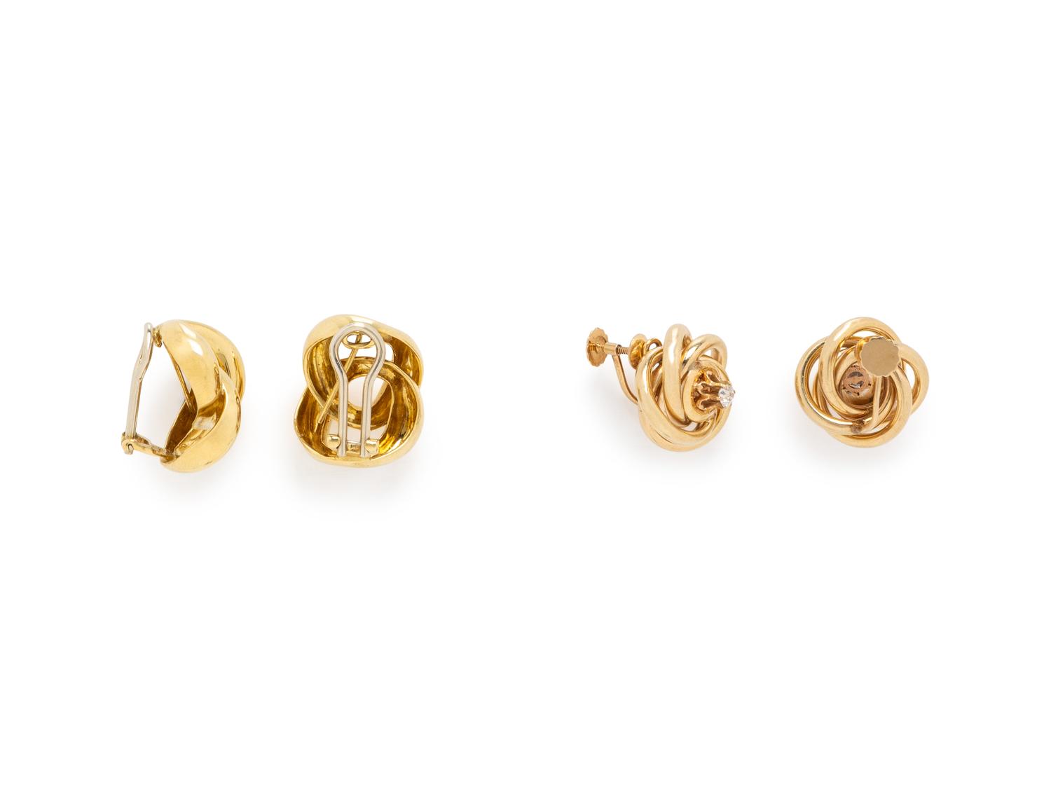 TWO PAIRS OF YELLOW GOLD EARRINGS
