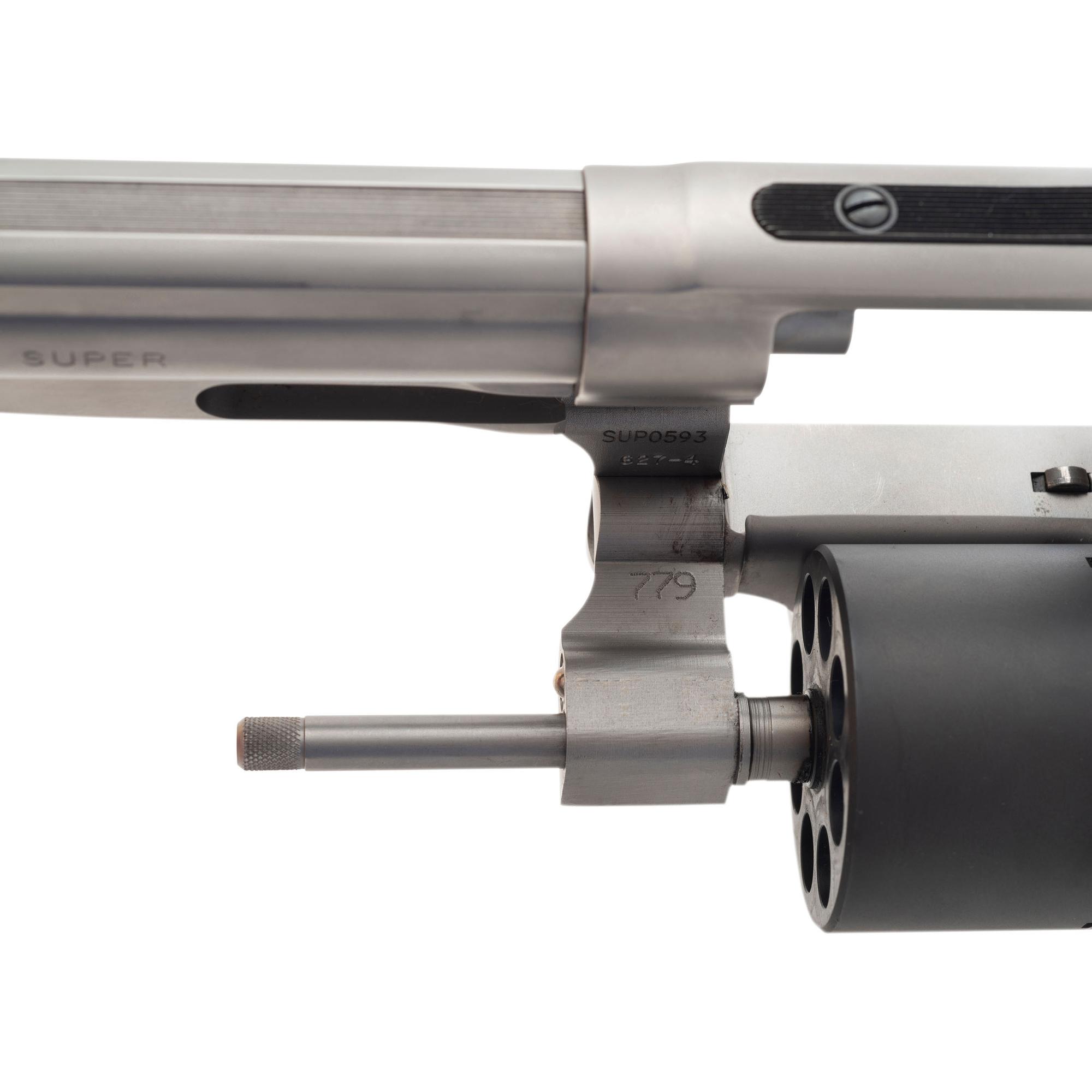 *Smith & Wesson Performance Center Model 627-4