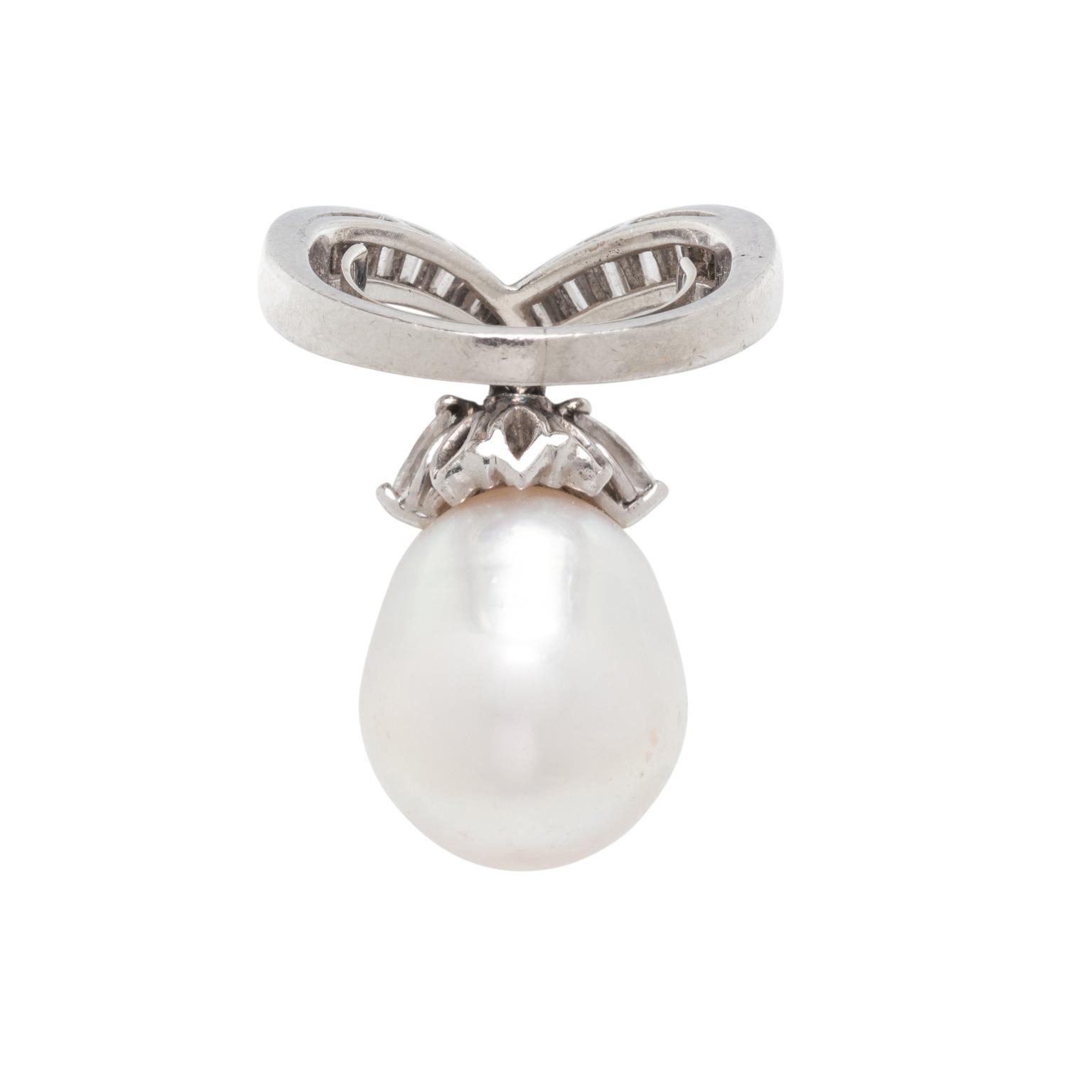 CULTURED BAROQUE PEARL AND DIAMOND RING