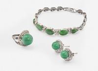 A Three-Piece Jade Jewelry Suite