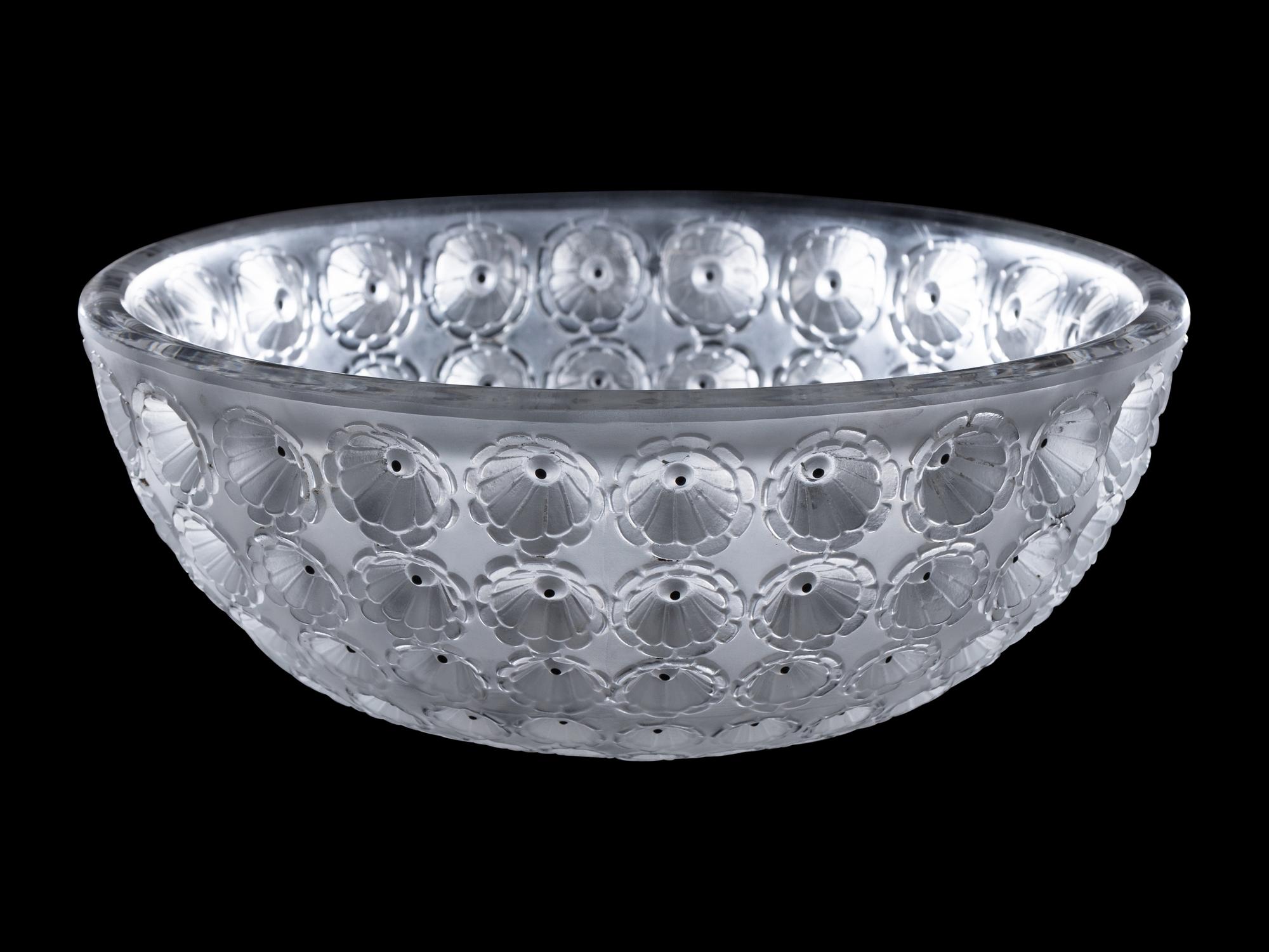 A Lalique Nemours Bowl