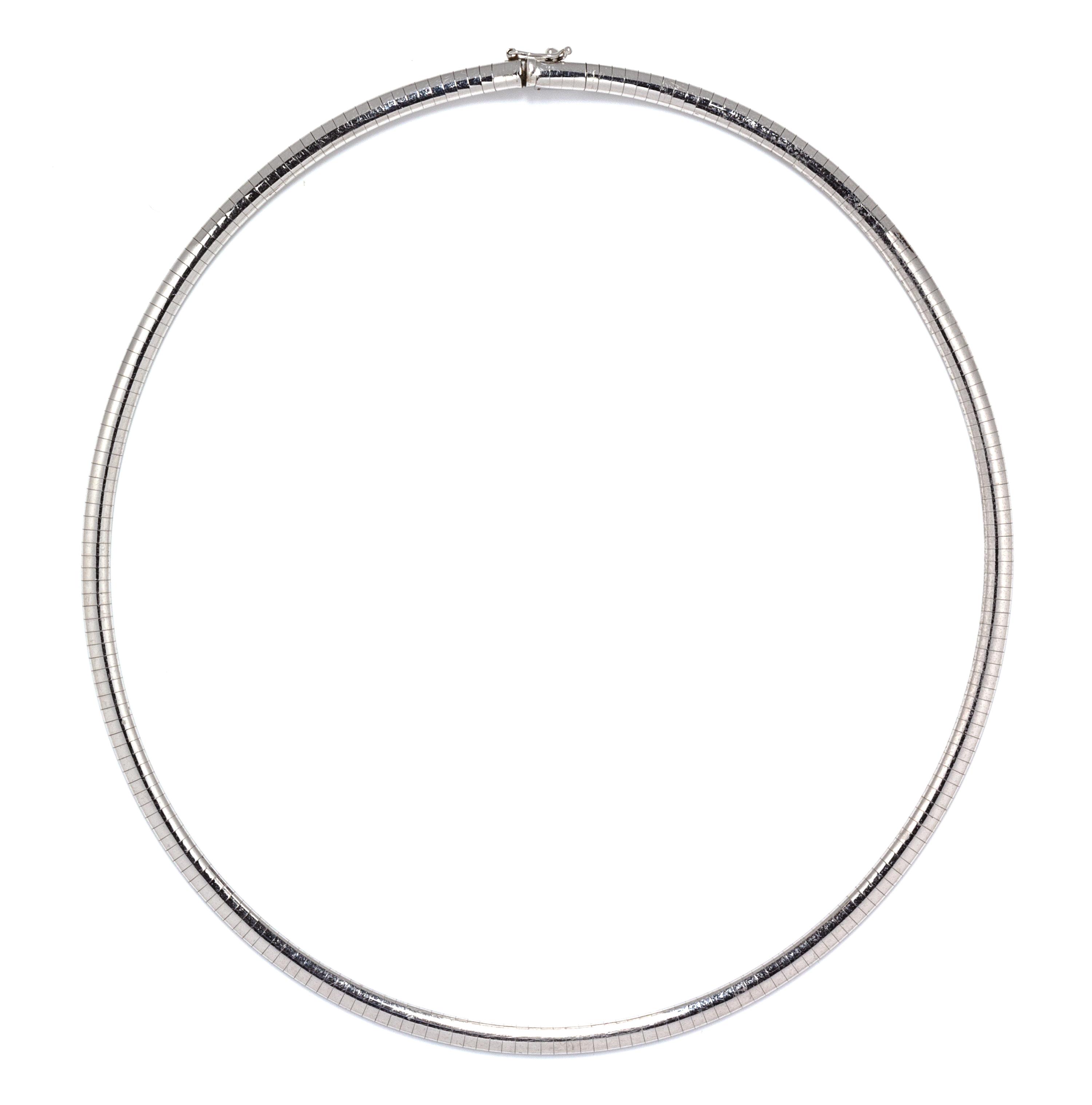 A 14 Karat White Gold Omega Chain Necklace, 16.60 dwts.