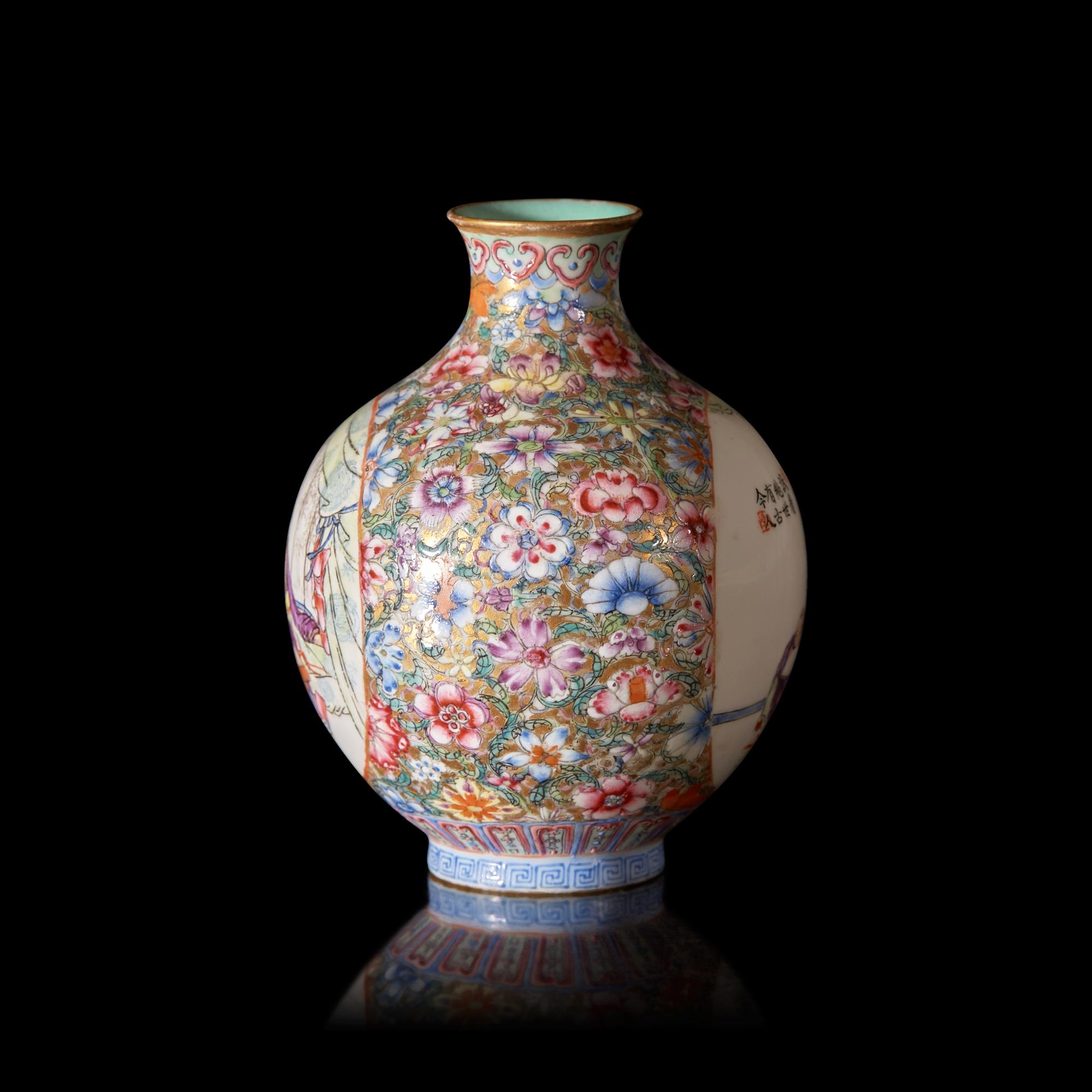 A Small Chinese Famille Rose Eggshell Porcelain Cabinet Vase, 20th Century 近代 蛋殼瓷粉彩人物圖瓶