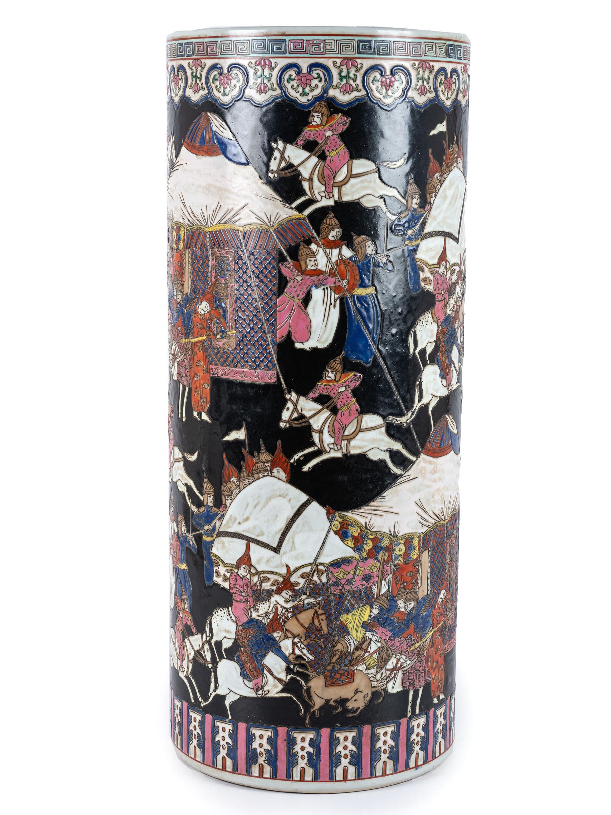 A Chinese Porcelain Umbrella Stand
