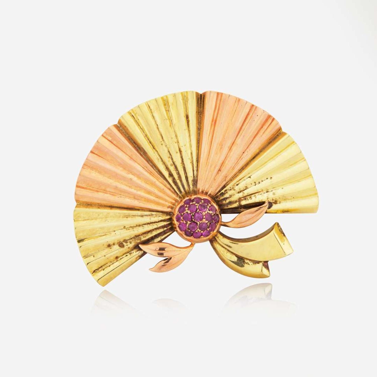 A Retro 14K Gold and Ruby Brooch