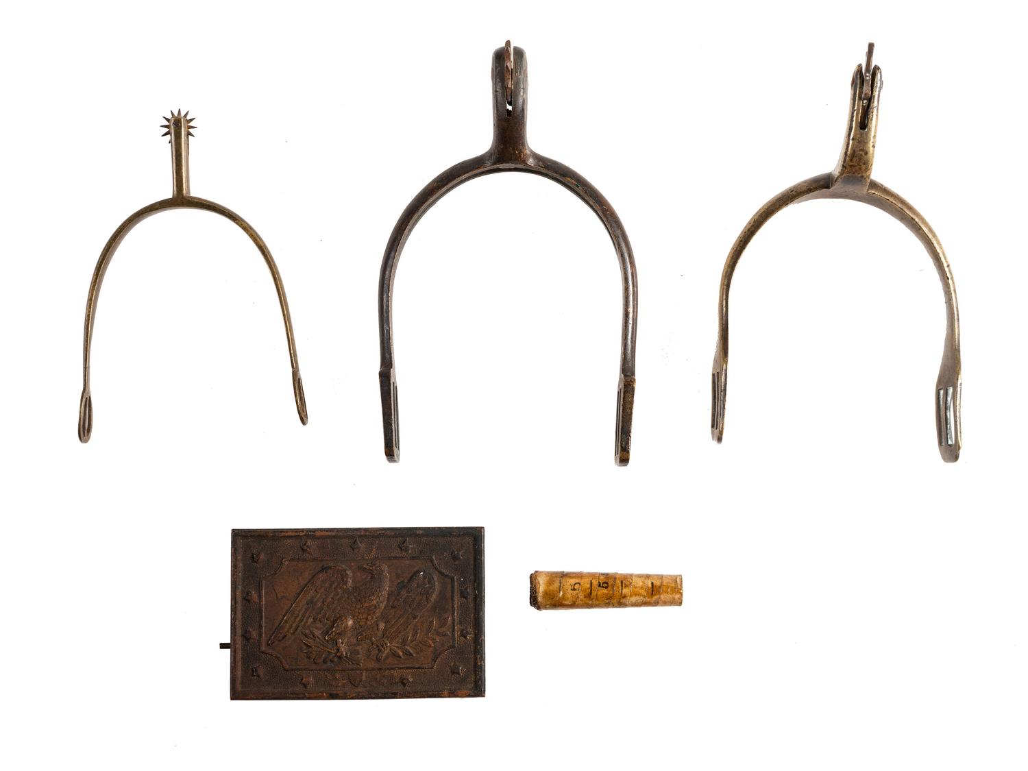 [CIVIL WAR] Miscellaneous accoutrements, including spurs, shoulder straps, militia buckle and 5-second fuse.