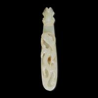 Two Chinese white jade buckles and a third buckle 白玉帶鉤兩組及一配件 Qing dynasty ?