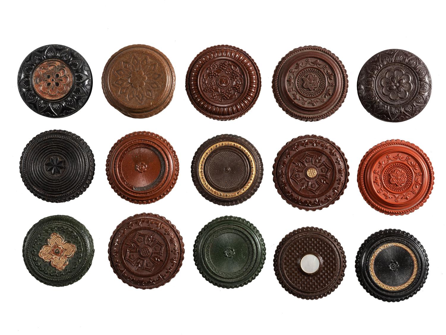 [EARLY PHOTOGRAPHY - UNION CASES]. A large collection of "oreo" cases and spare parts, including: