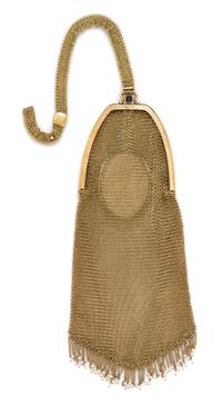 An Edwardian 14 Karat Yellow Gold, Sapphire and Seed Pearl Mesh Purse, 65.90 dwts.