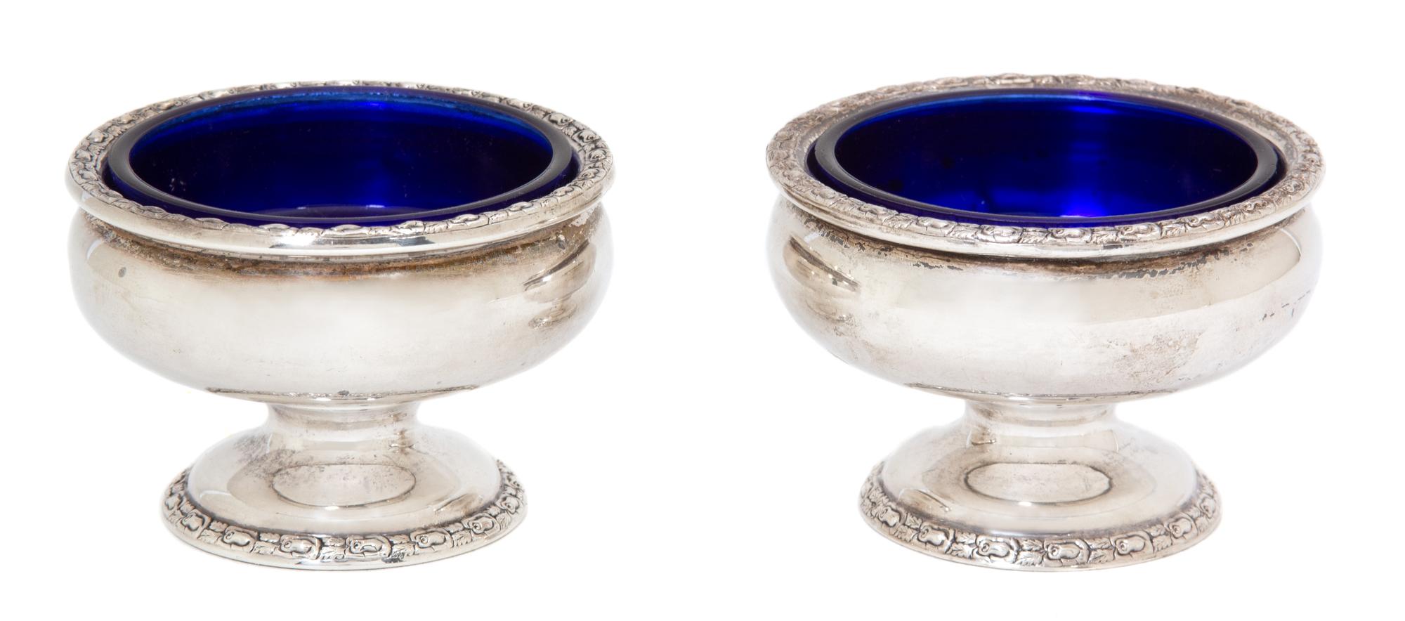 A Pair of American Silver Footed Open Salts, Frank Whiting, Attleboro, MA, 20th Century, with cobalt glass liners