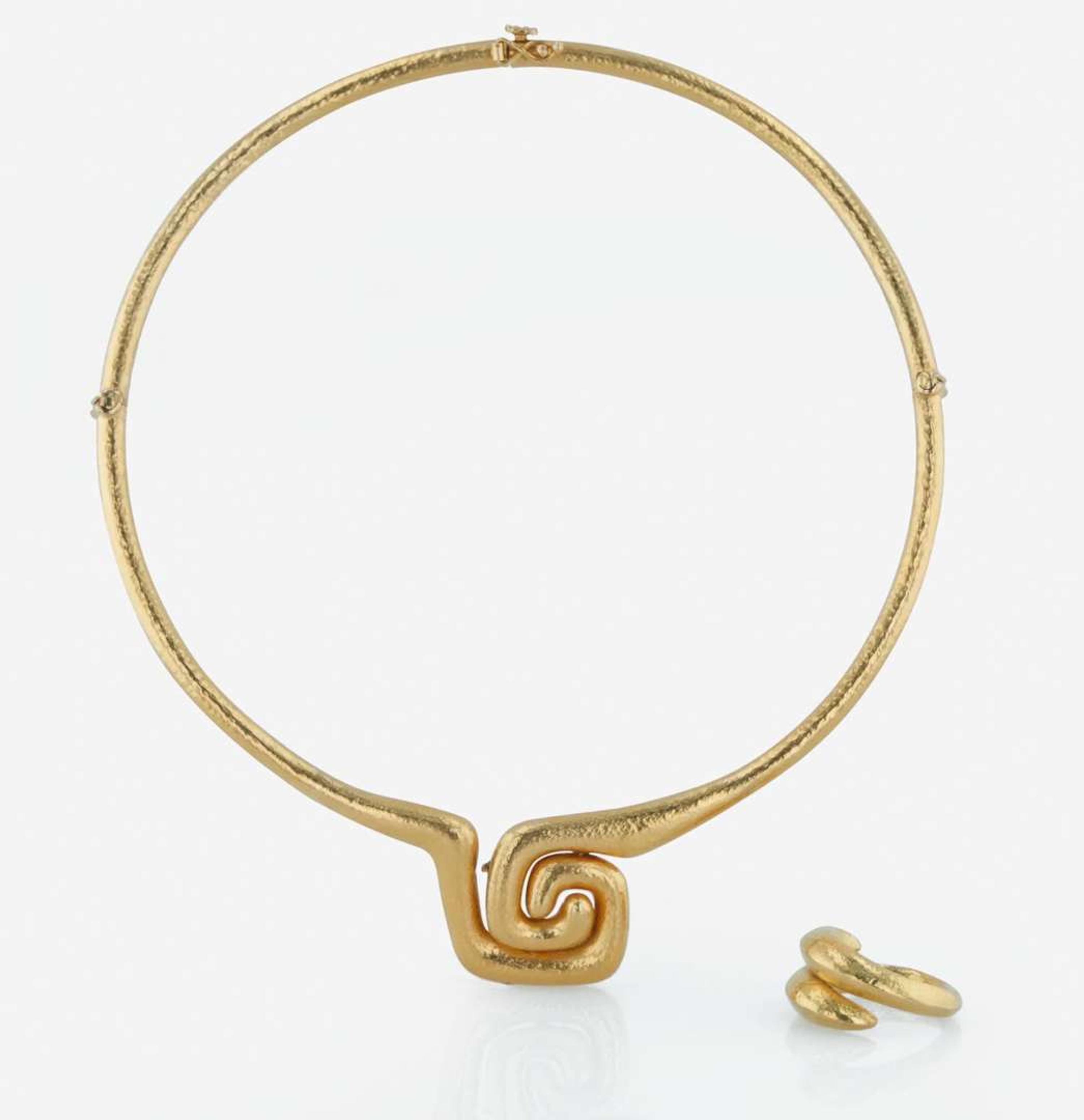 18K yellow gold necklace and ring, ilias LaLaounis
