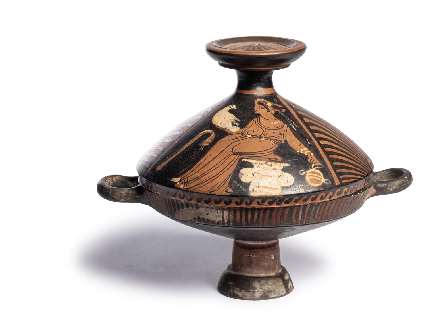 An Apulian Red-Figured Lekanis and Lid