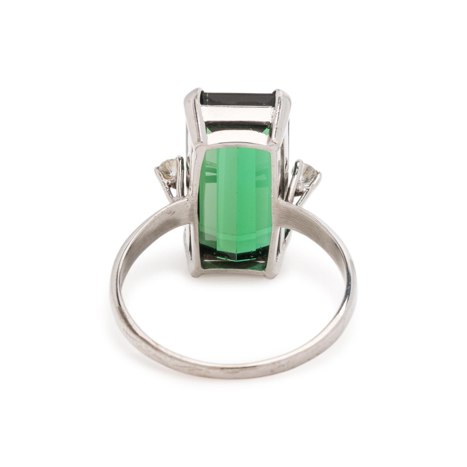 GREEN TOURMALINE AND DIAMOND RING