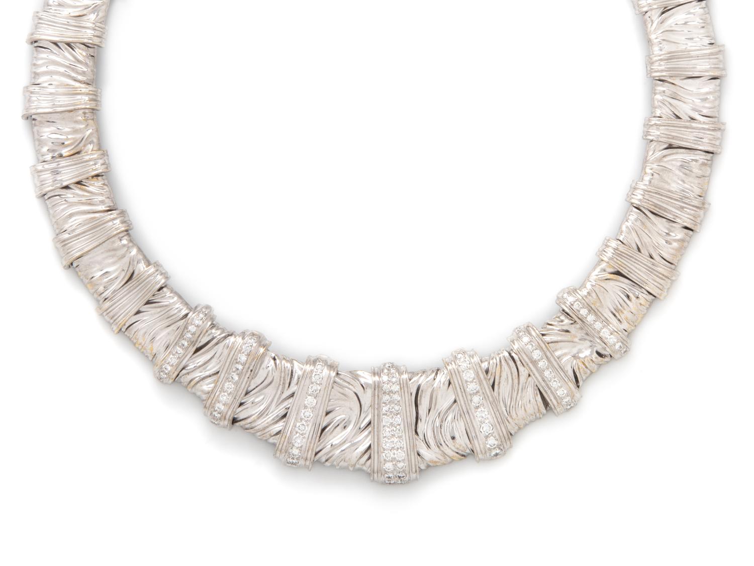 WHITE GOLD AND DIAMOND COLLAR NECKLACE