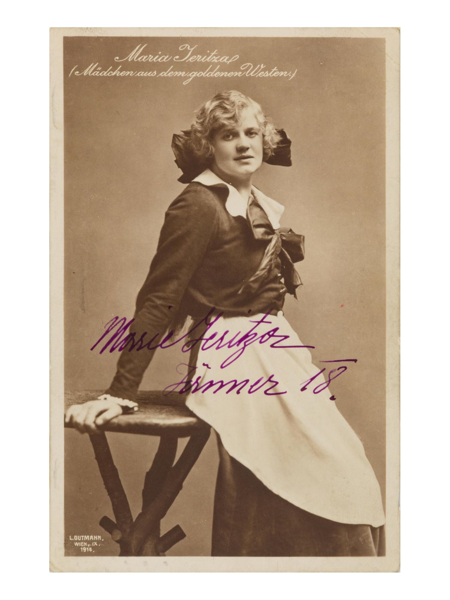 [20TH-CENTURY OPERA SINGERS]. A group of 5 signed photographs or photographic prints of opera singers from the 1910s, comprising images of:
