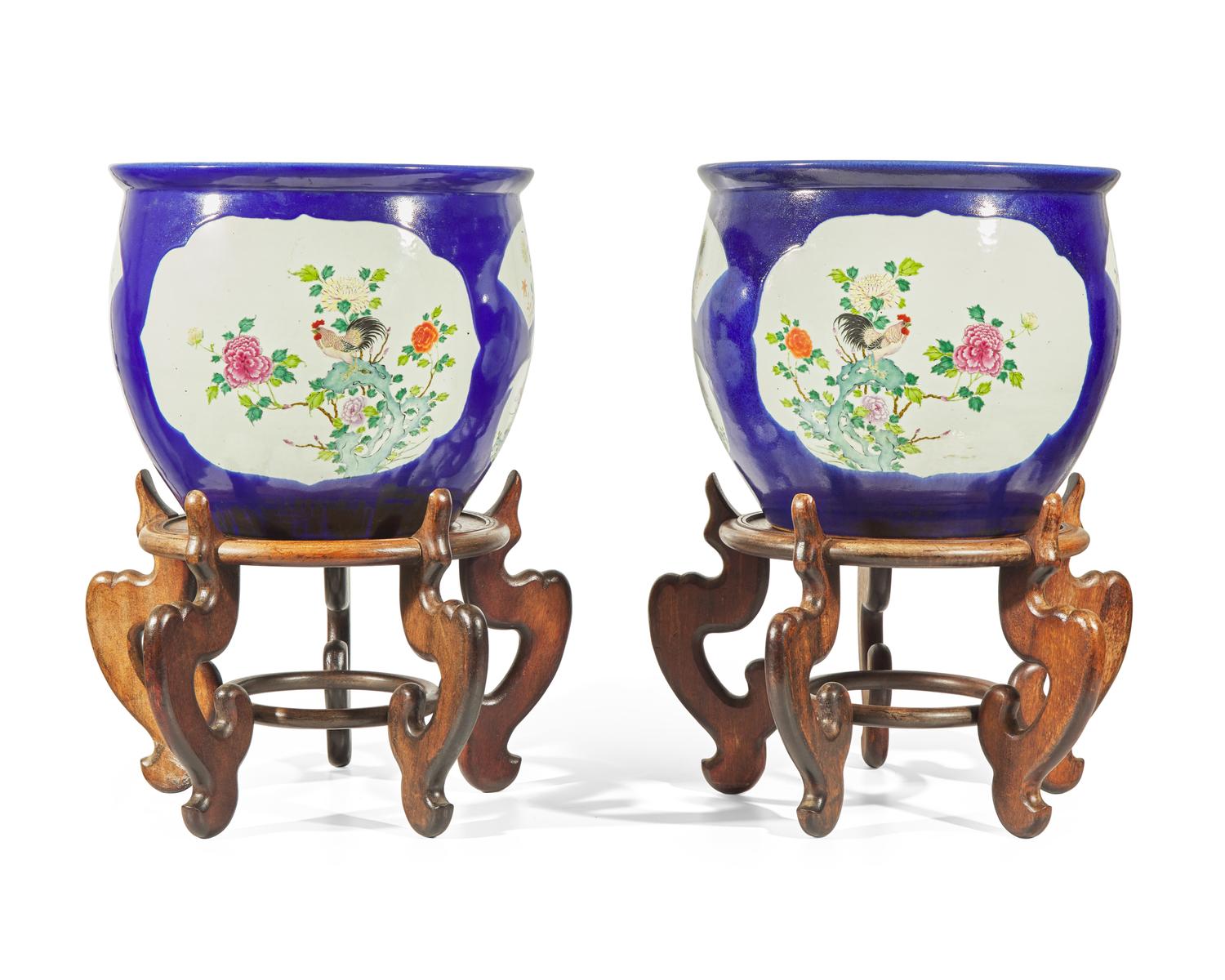 A pair of large Chinese Famille Rose-decorated cobalt-ground jardinières, late Qing to Republic period