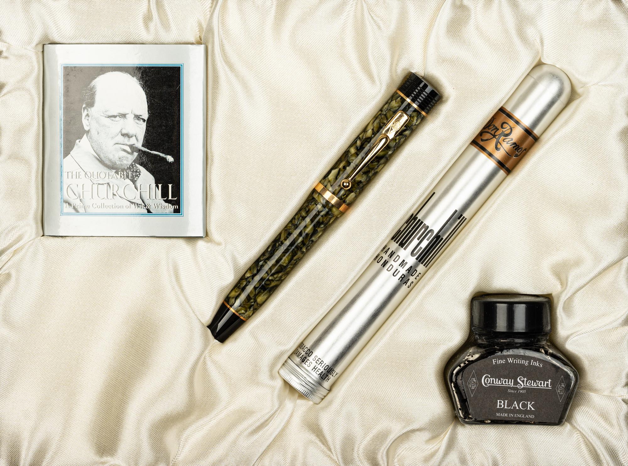 Conway Stewart: Churchill-Olive Button Fill Limited Edition Fountain Pen and Ink Set