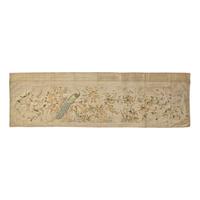 A Cantonese Embroidered Silk 'Birds' Panel, 20th Century — 近代 粵綉花鳥圖挂帳