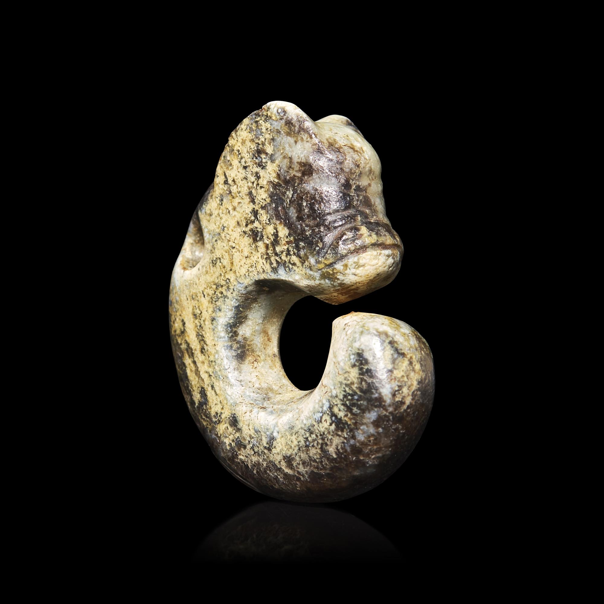 A Miniature Jade Coiled Dragon, Possibly Hongshan Culture 或為紅山 青玉豬龍